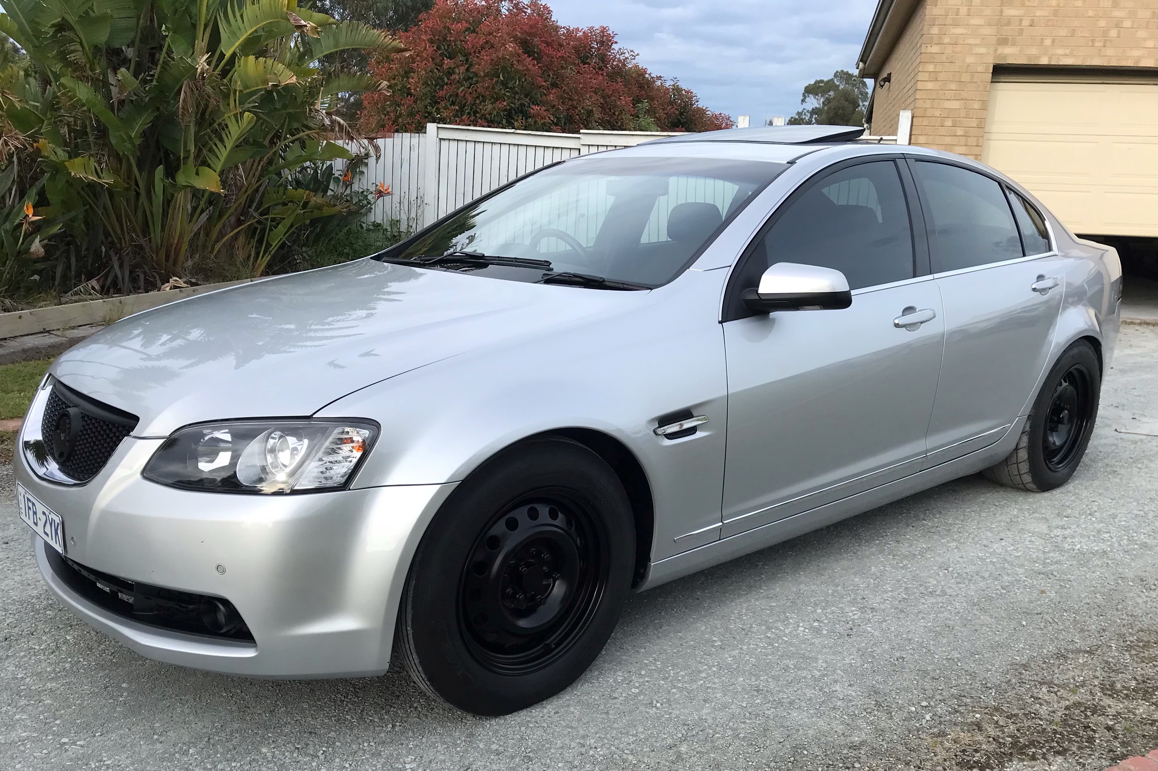 2013 HOLDEN CALAIS VE II SEDAN