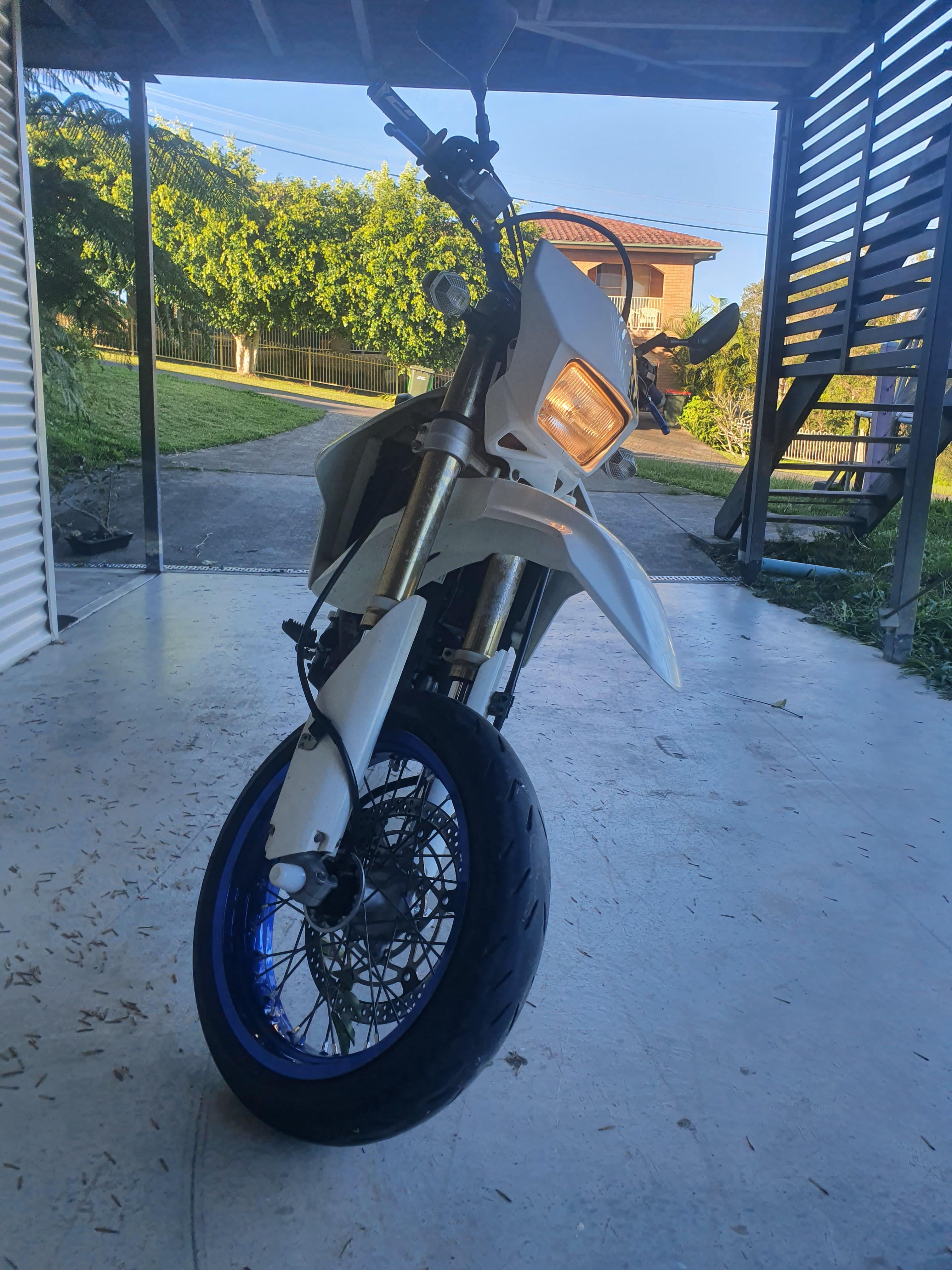 2017 SUZUKI DR-Z400 SM ENDURO