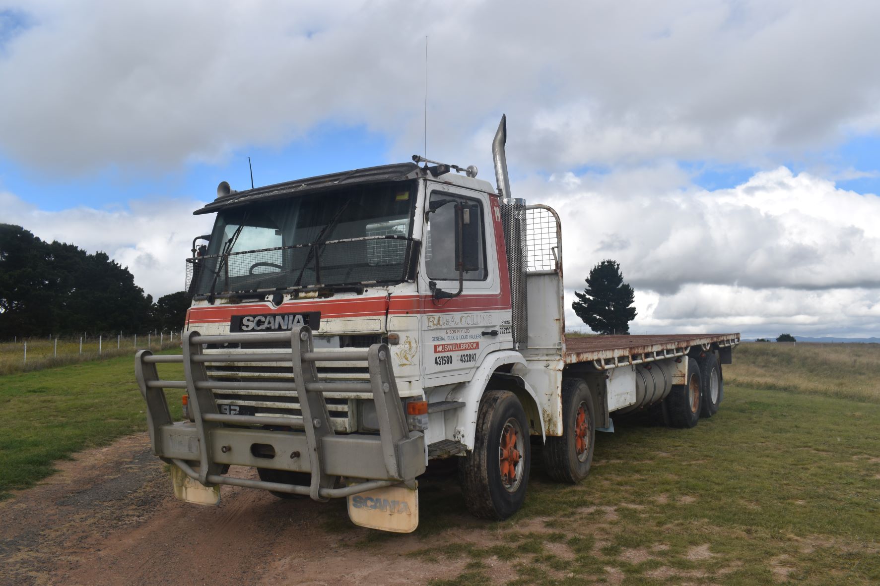 1985 SCANIA P92M TWIN STEER TRAY