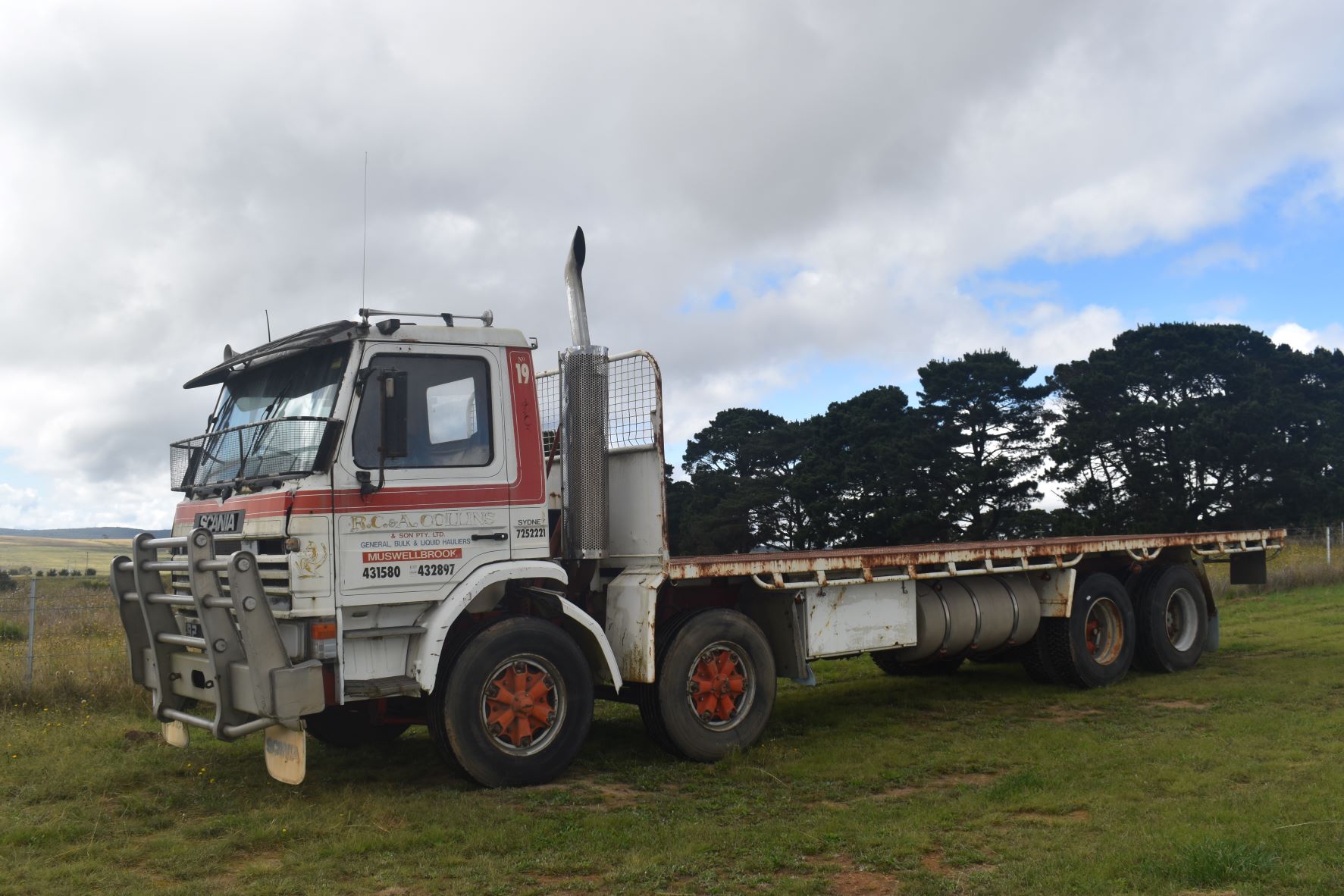 1985 SCANIA P92M TWIN STEER TRAY