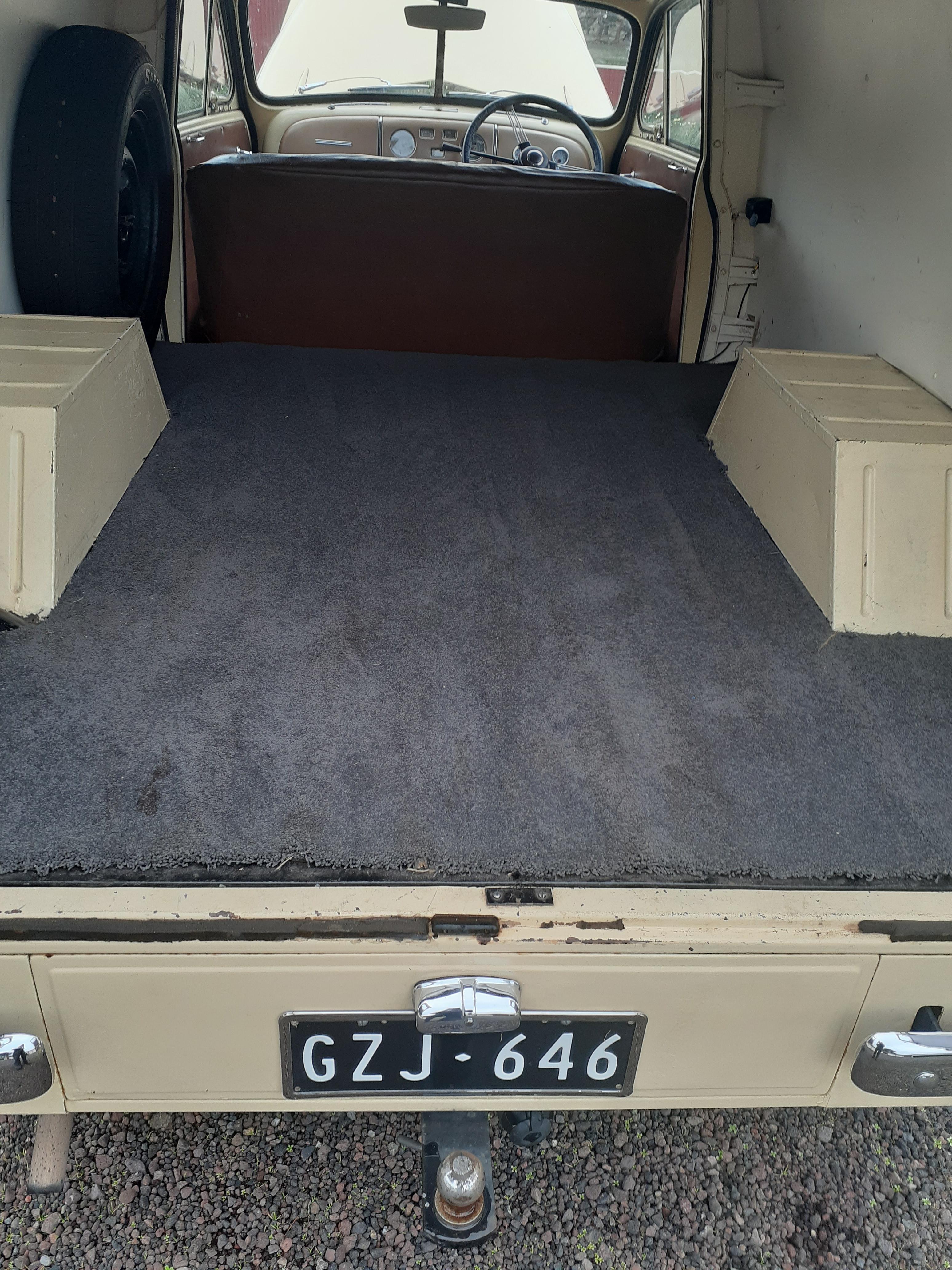 1953 MORRIS COWLEY J TYPE VAN