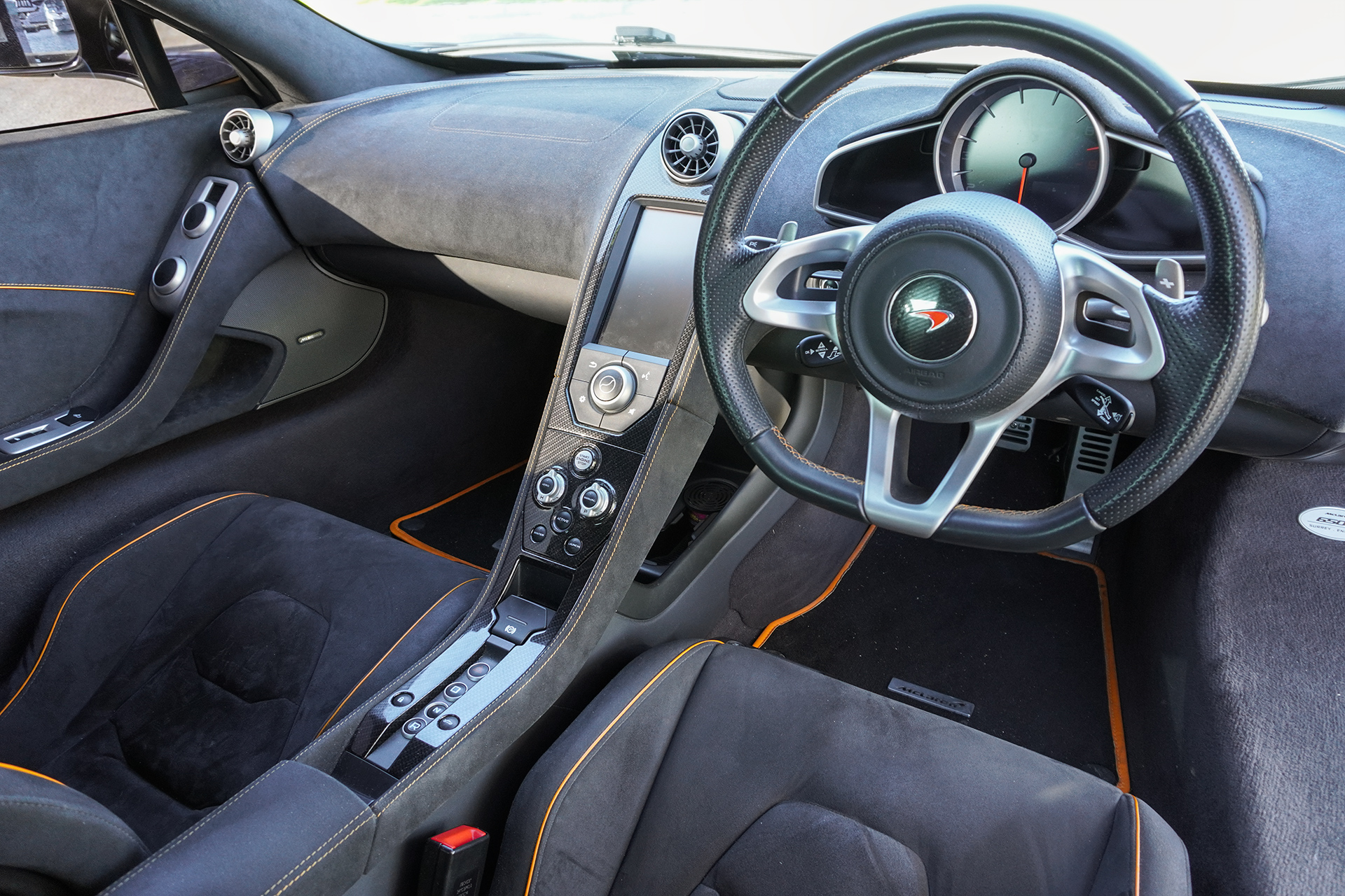 2015 McLAREN 650S 7 SP AUTO DIRECT SHIFT SEDAN