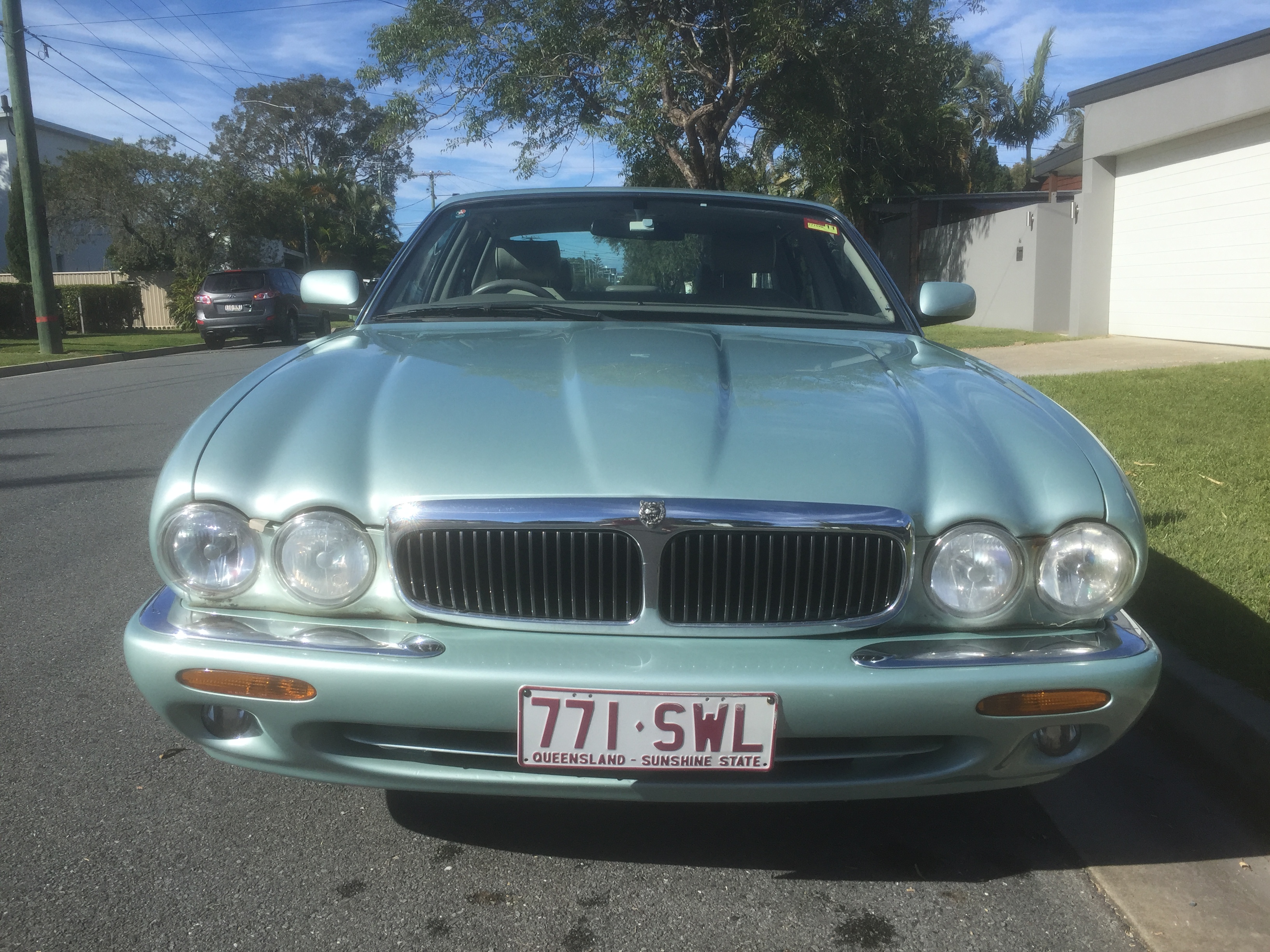 1998 JAGUAR XJ8 SALOON