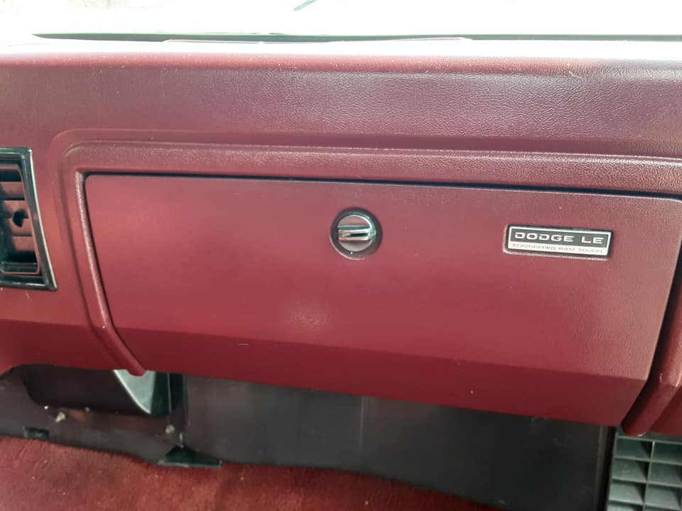 1988 DODGE RAM LE150 SWB PICK UP