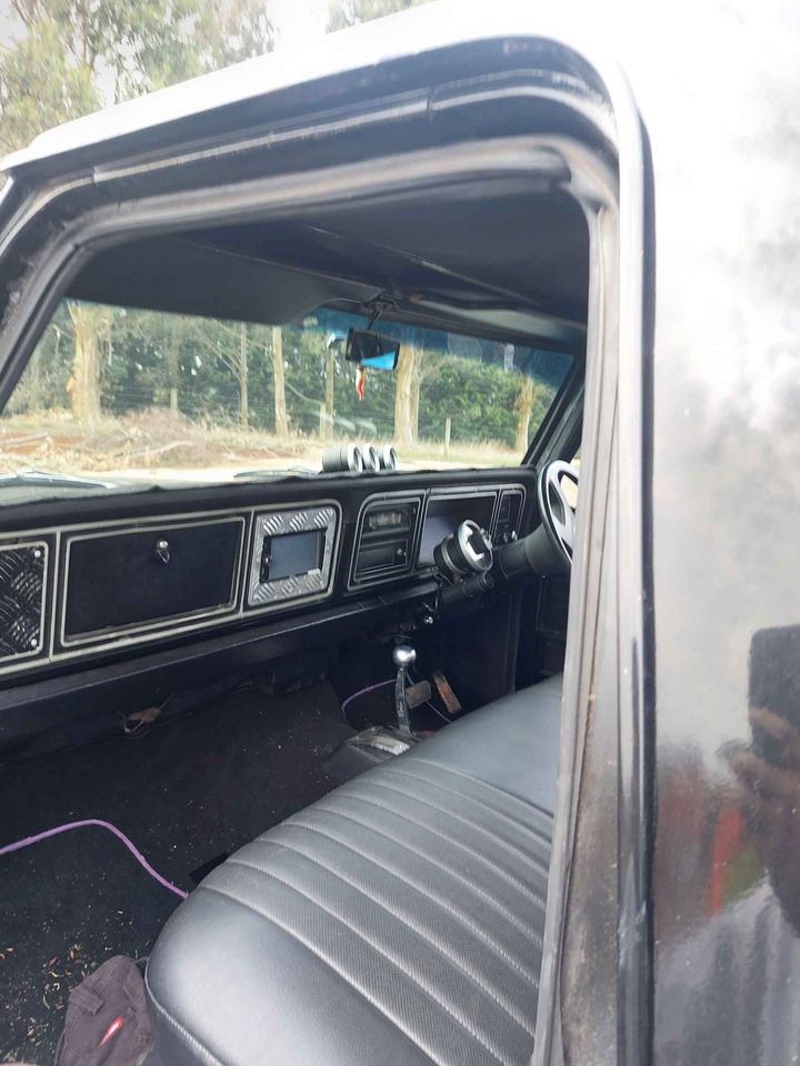 1977 FORD F350 TOW TRUCK