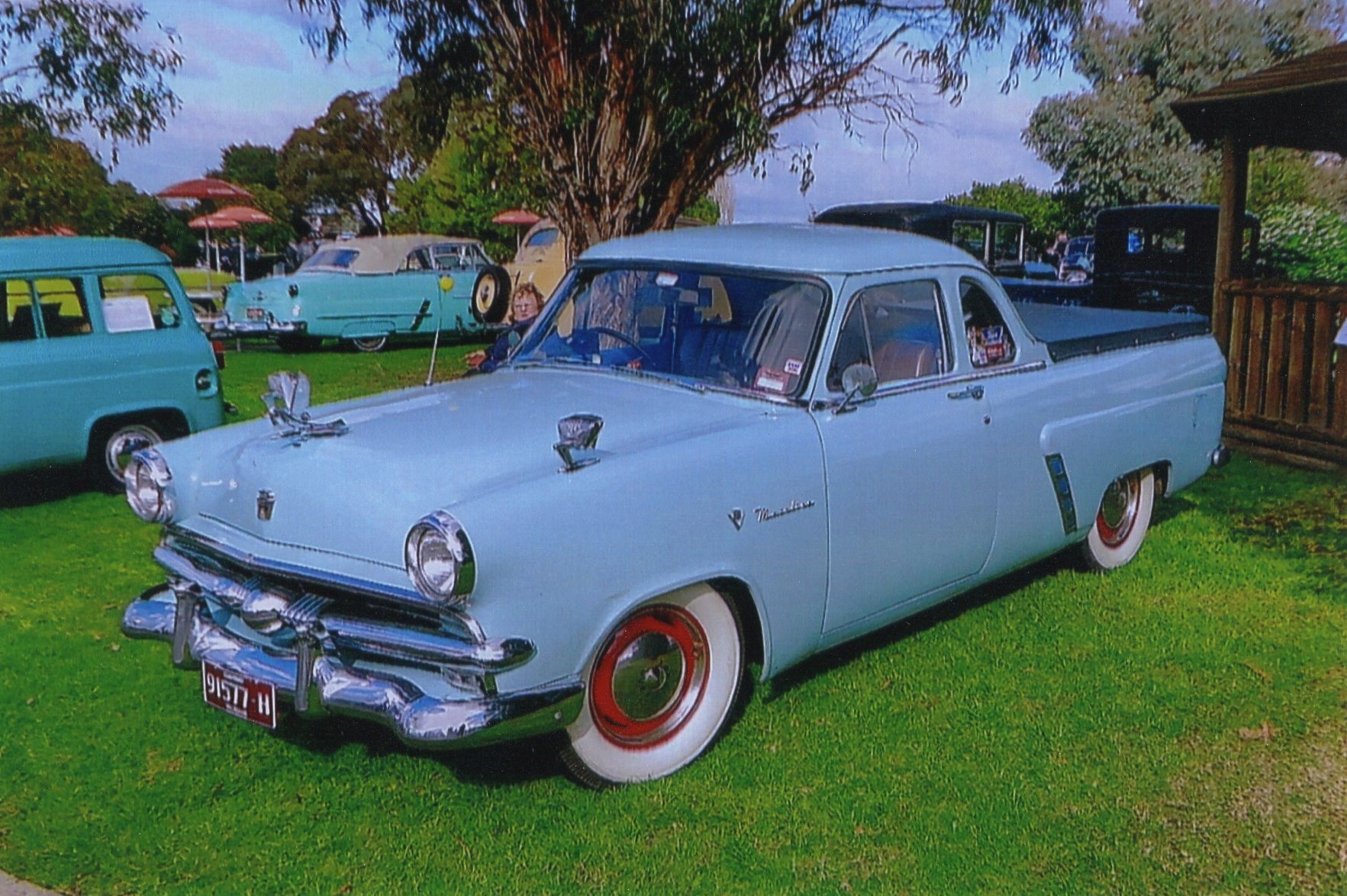 1953 FORD MAINLINE UTILITY