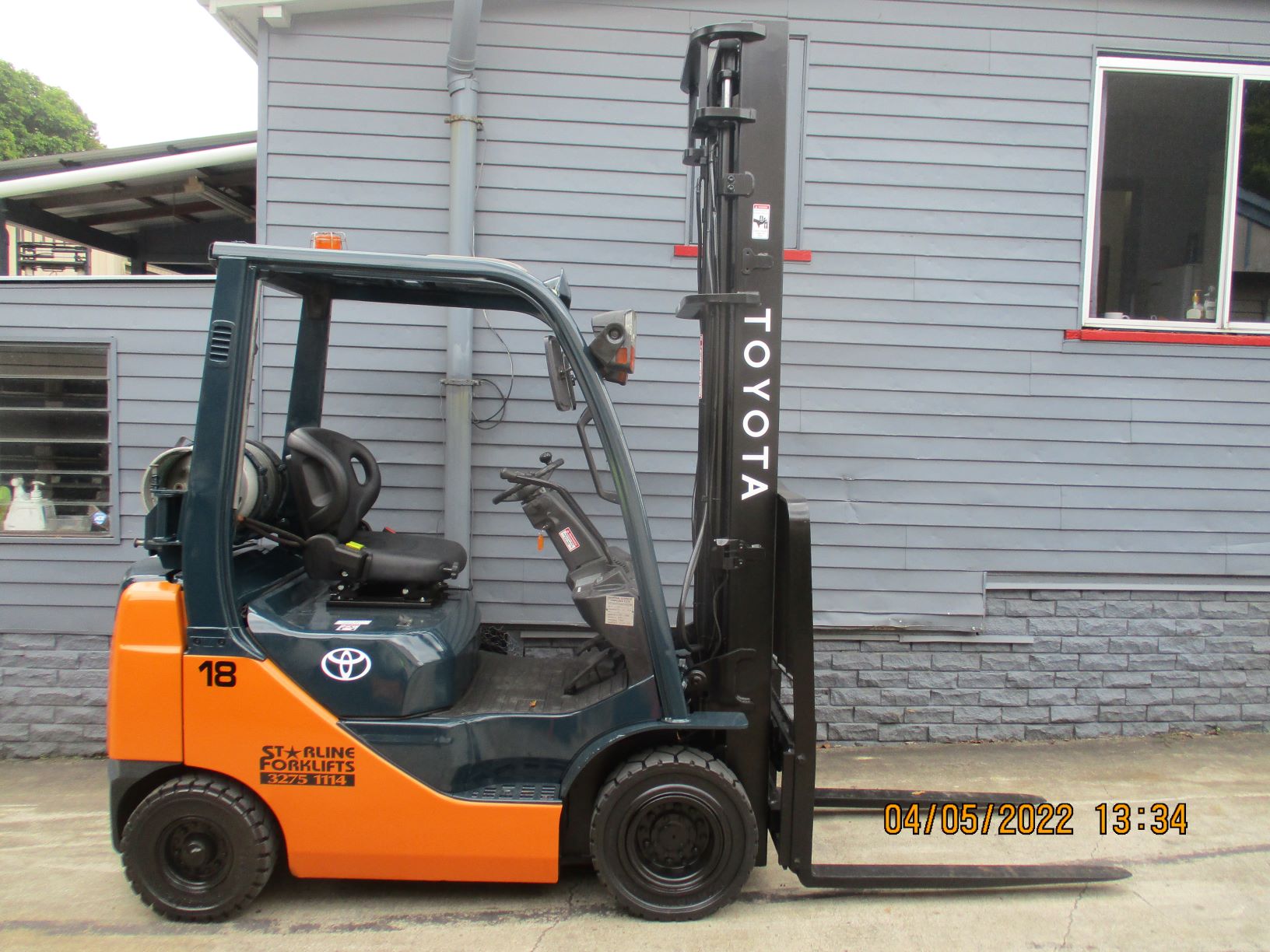 2010 Toyota 32-8FG18 1.8 Ton Forklift