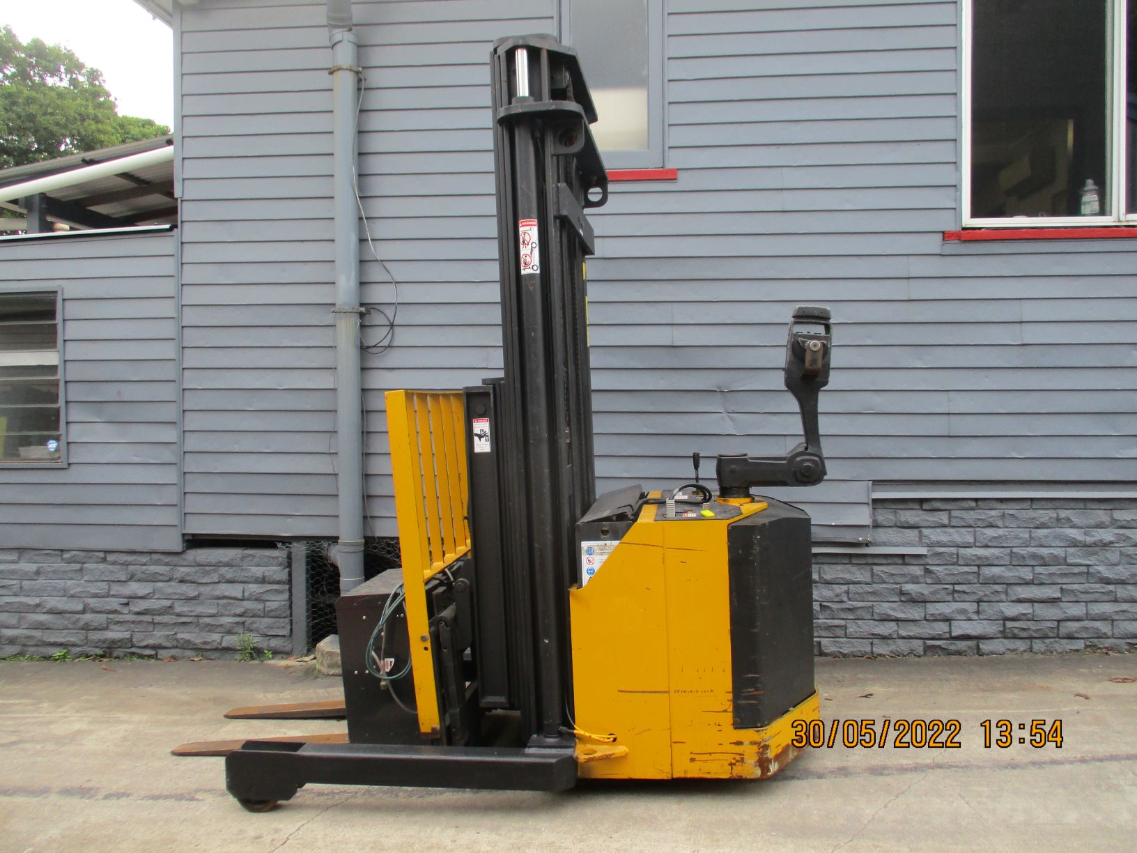 2014 Sumi Walkie Reach HD1.5SB-5.2T 1.5 Ton Forklift