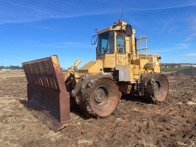 Caterpillar 816B Compactor