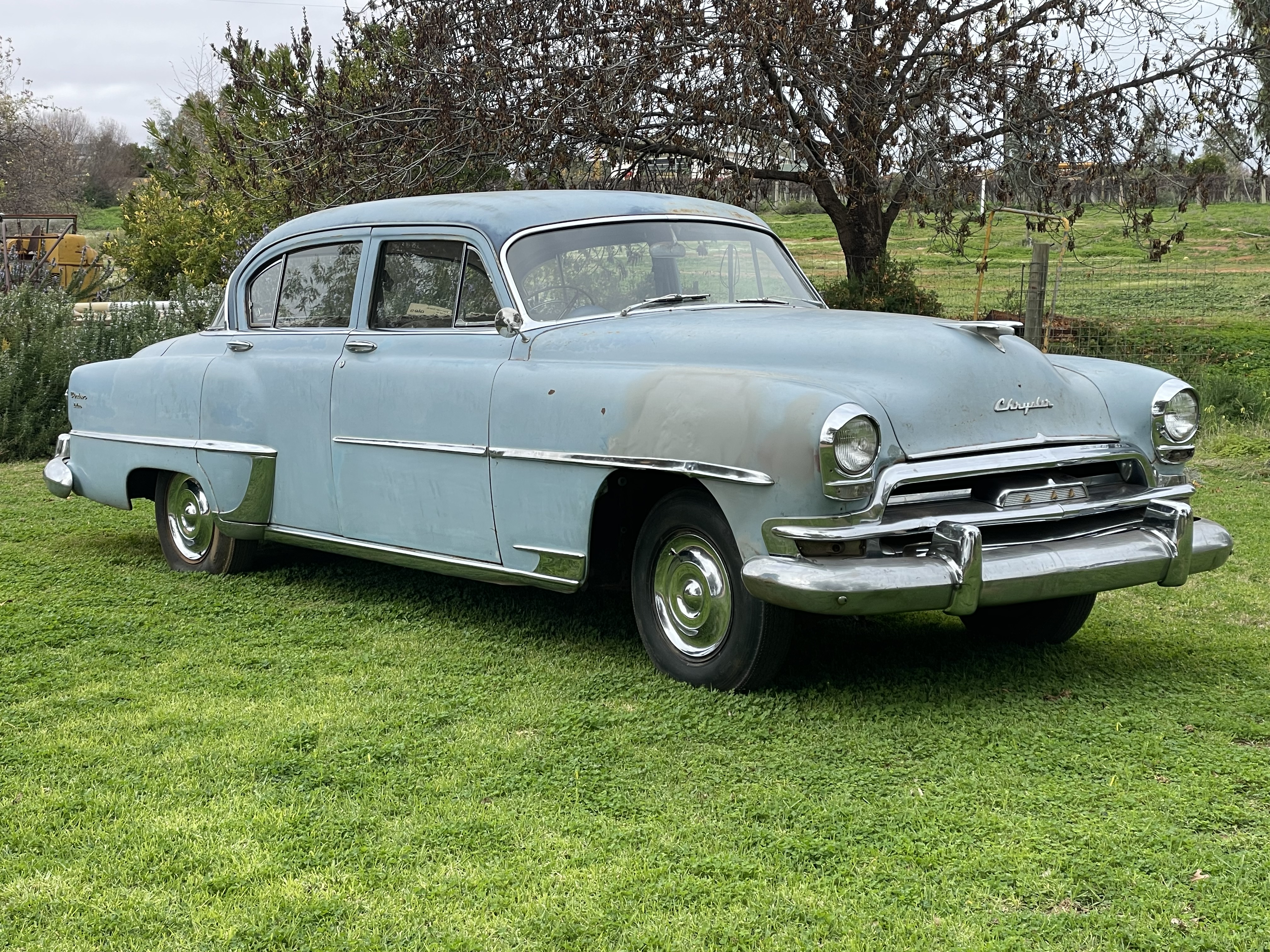 1952 CHRYSLER WINDSOR SPECIAL SEDAN