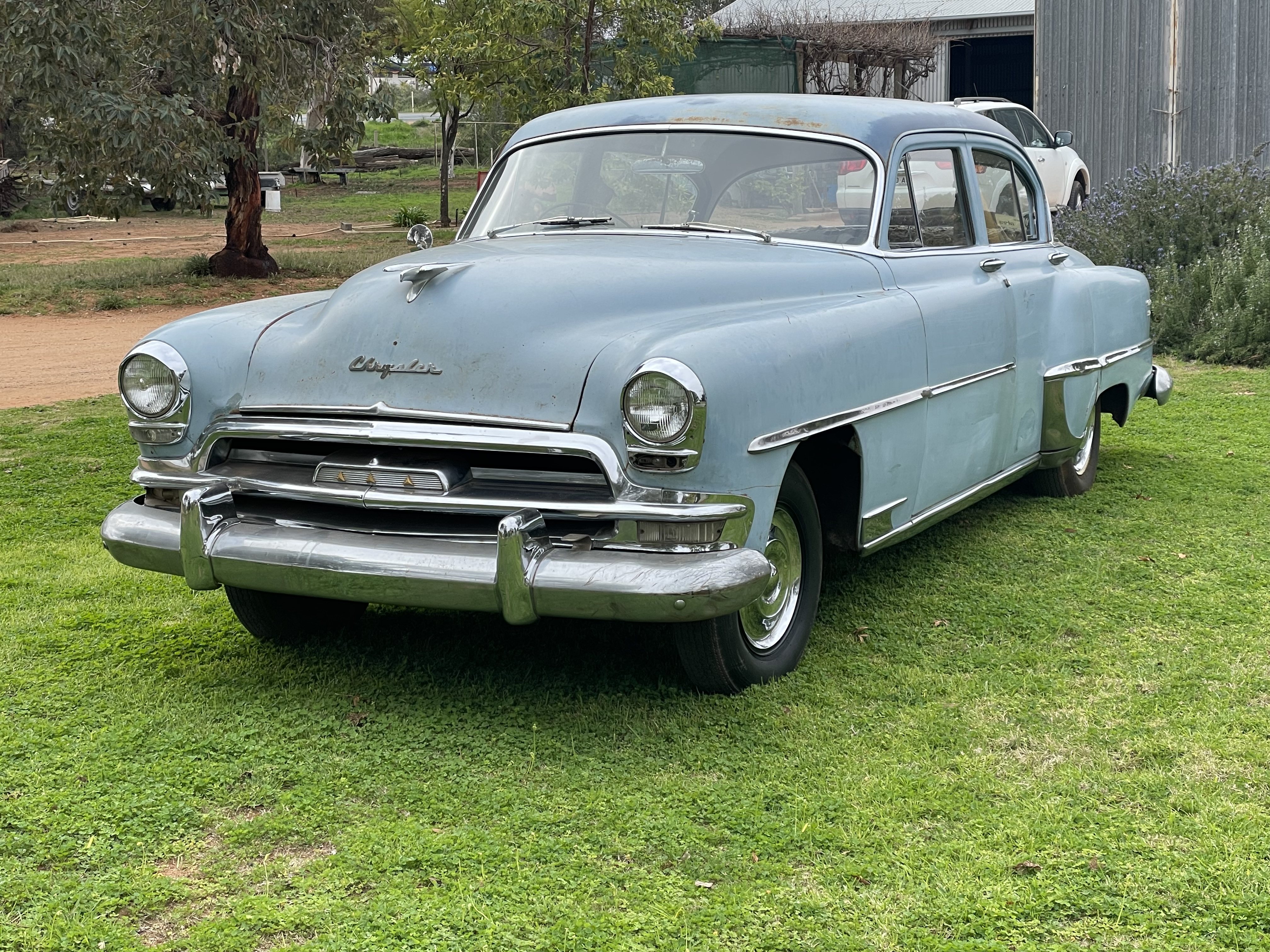 1952 CHRYSLER WINDSOR SEDAN