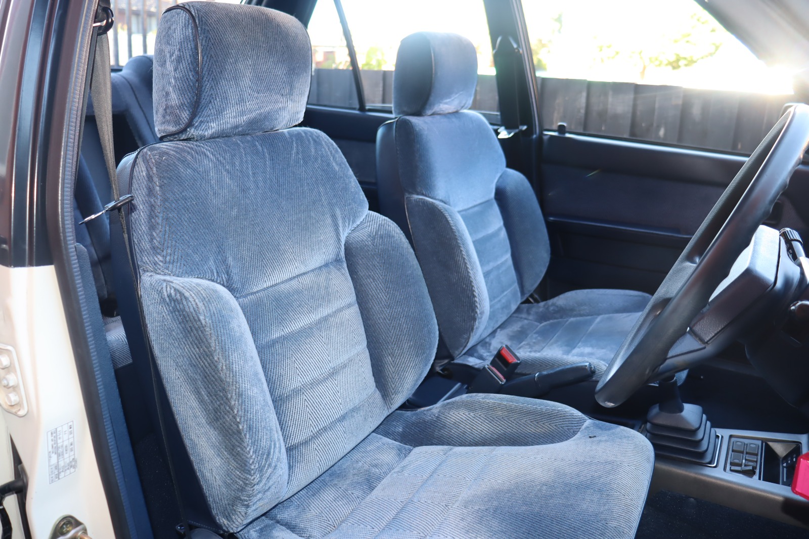 1985 MAZDA 626 SUPER DELUXE 5 SP MANUAL 2D COUPE