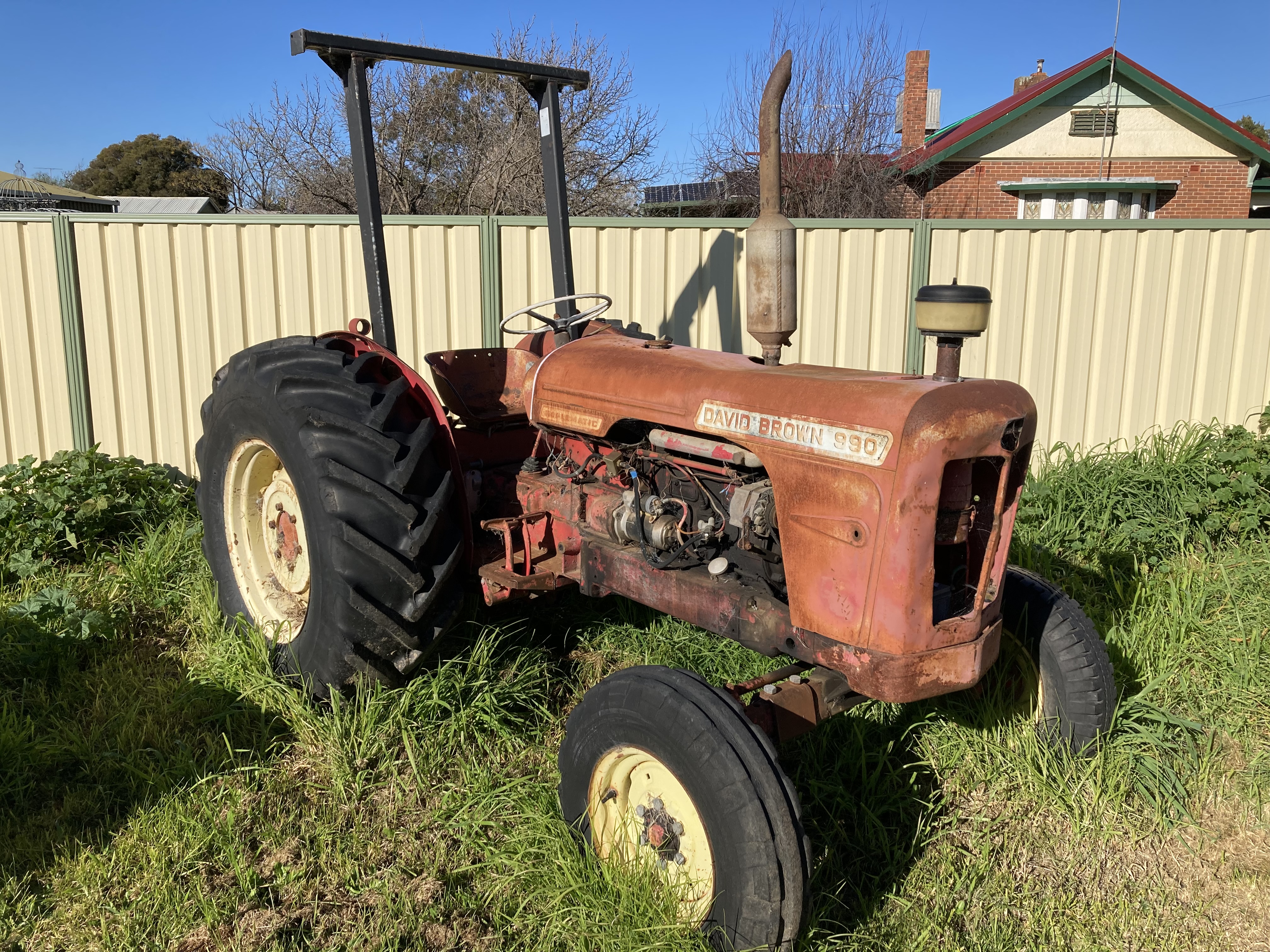 DAVID BROWN 990 TRACTOR