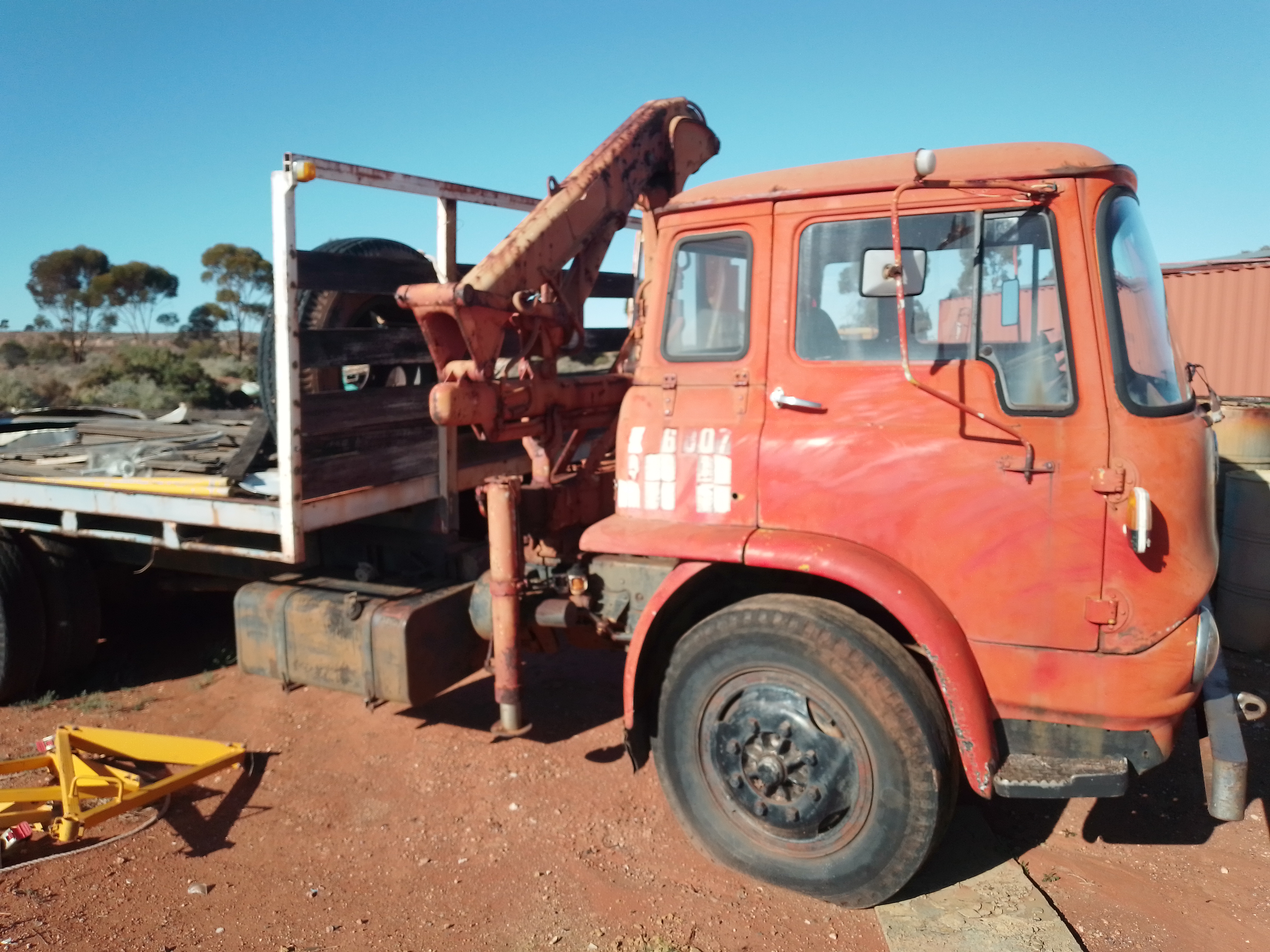 1974 BEDFORD TK TRAY 