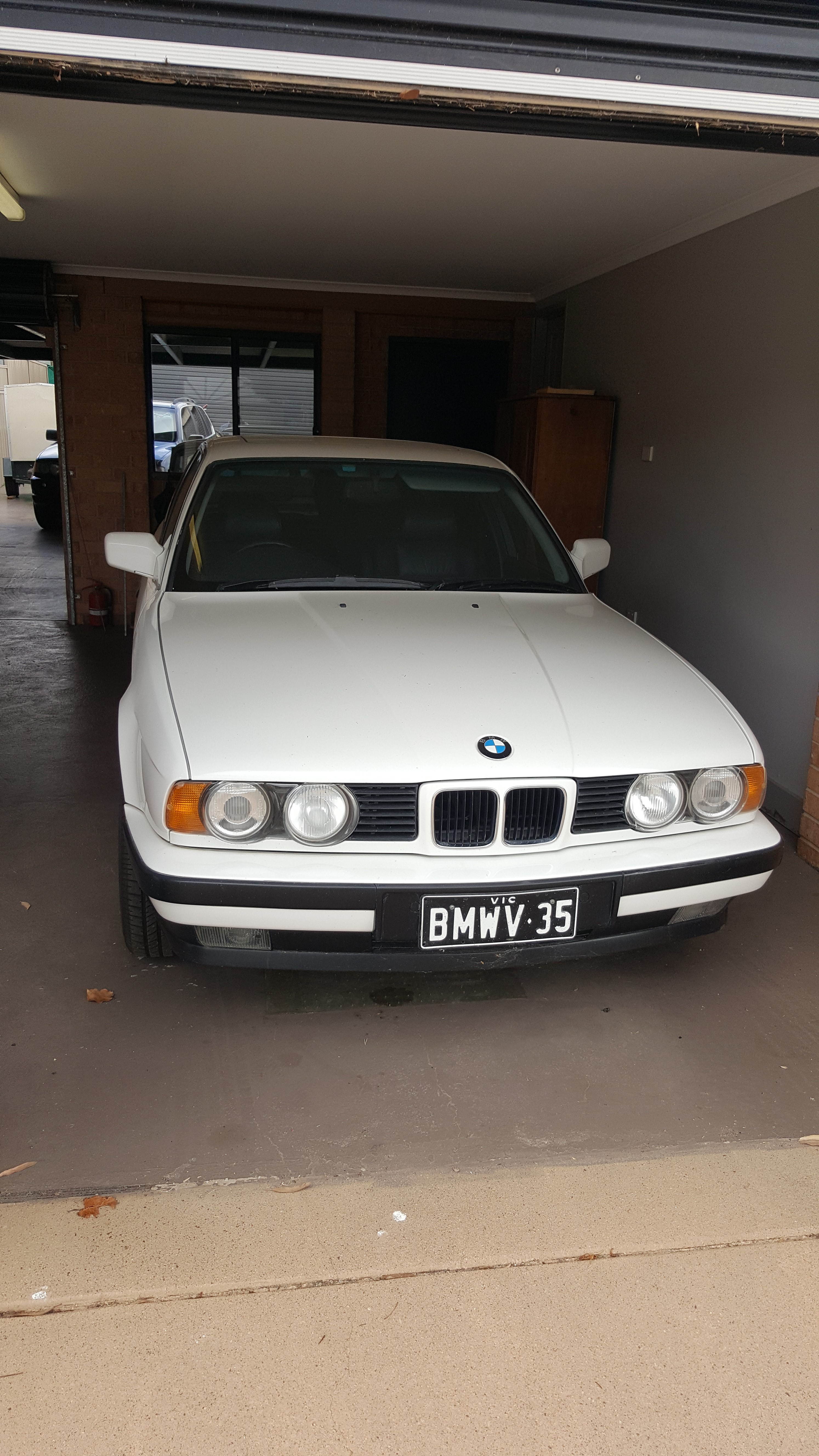 1989 BMW 5 35i SEDAN