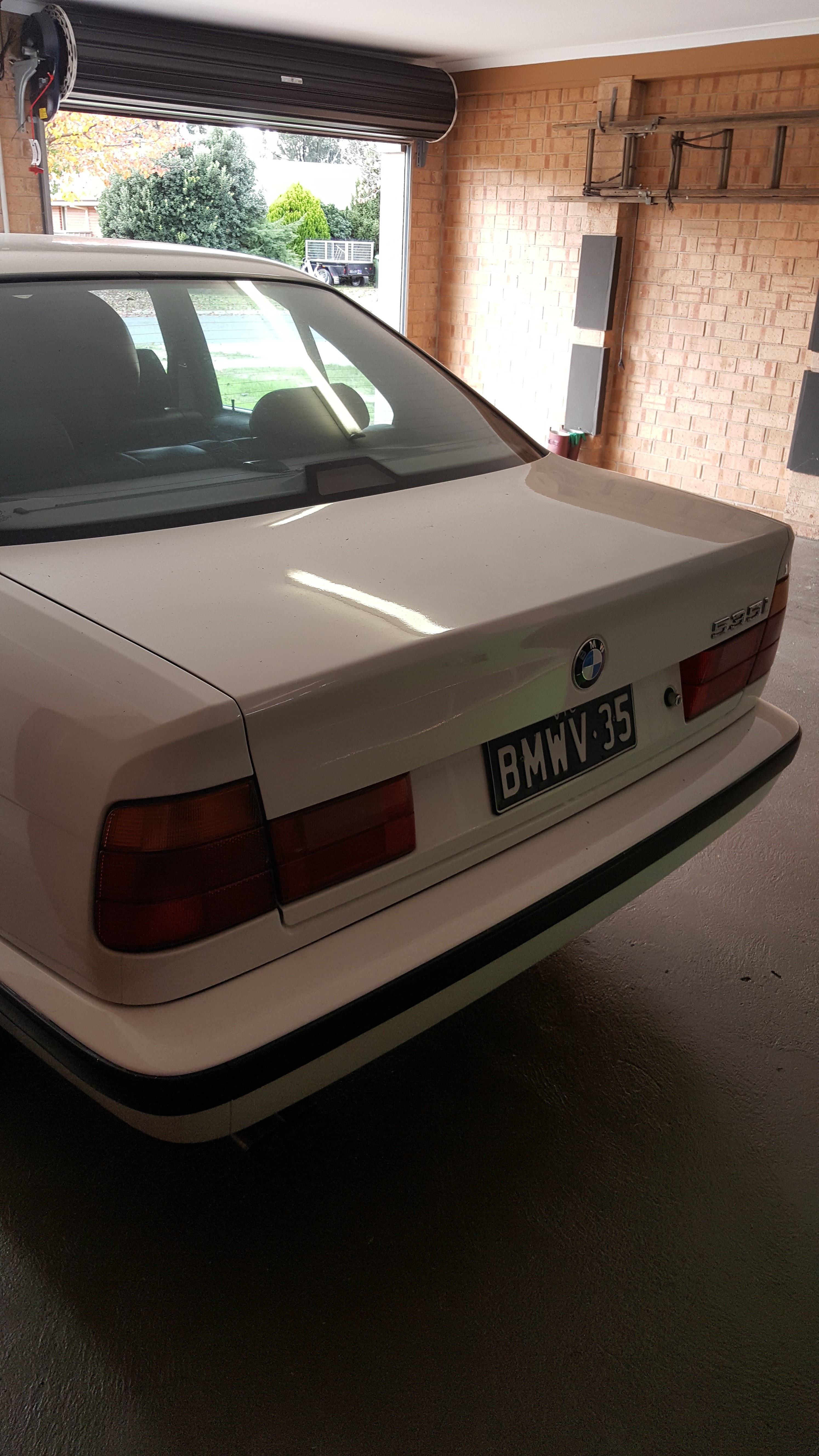 1989 BMW 5 35i 4 SP AUTOMATIC 4D SEDA