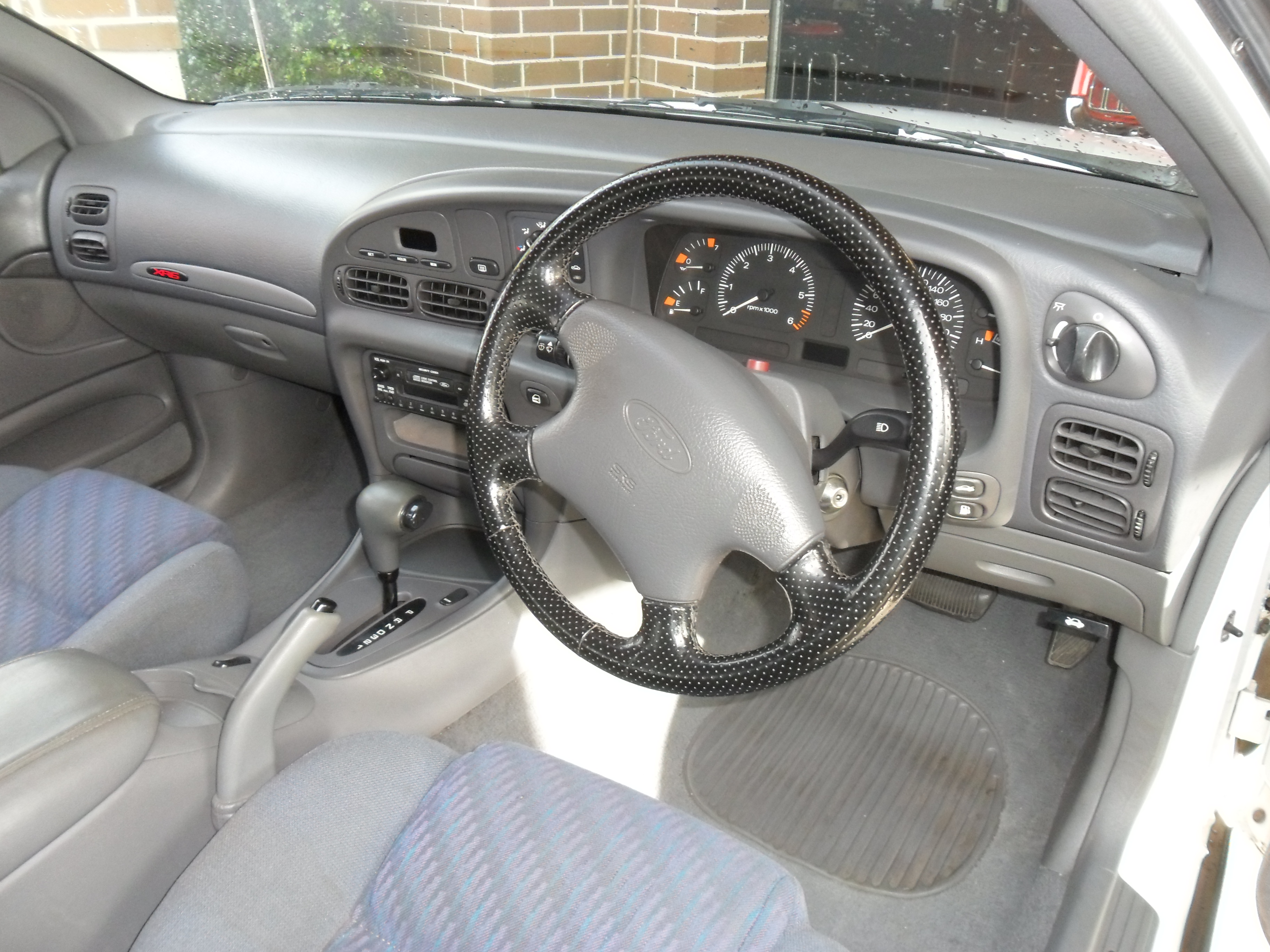 1995 FORD FALCON EF XR6 SEDAN