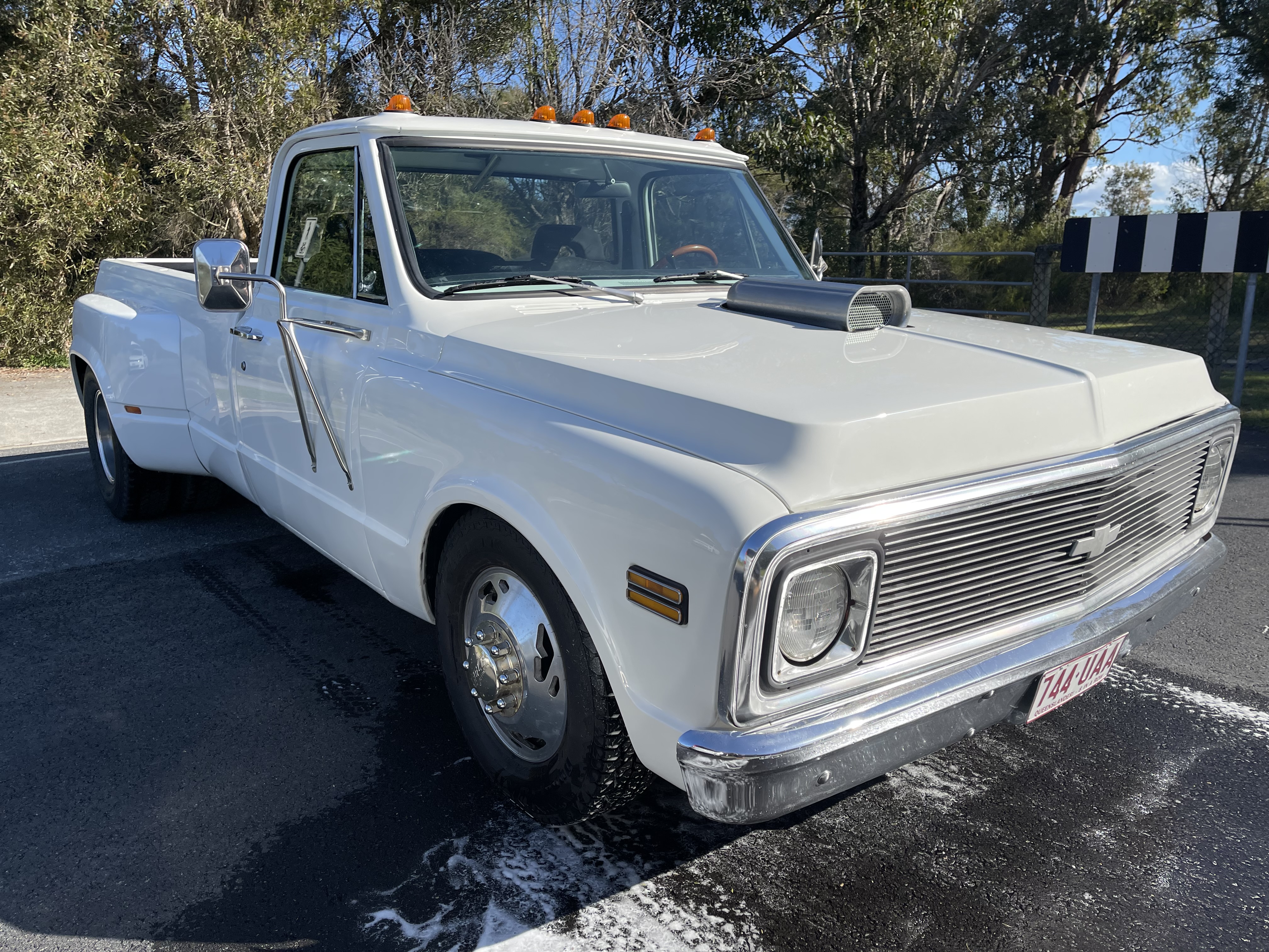 1969 CHEVROLET C30 SWB SINGLE CAB UTE