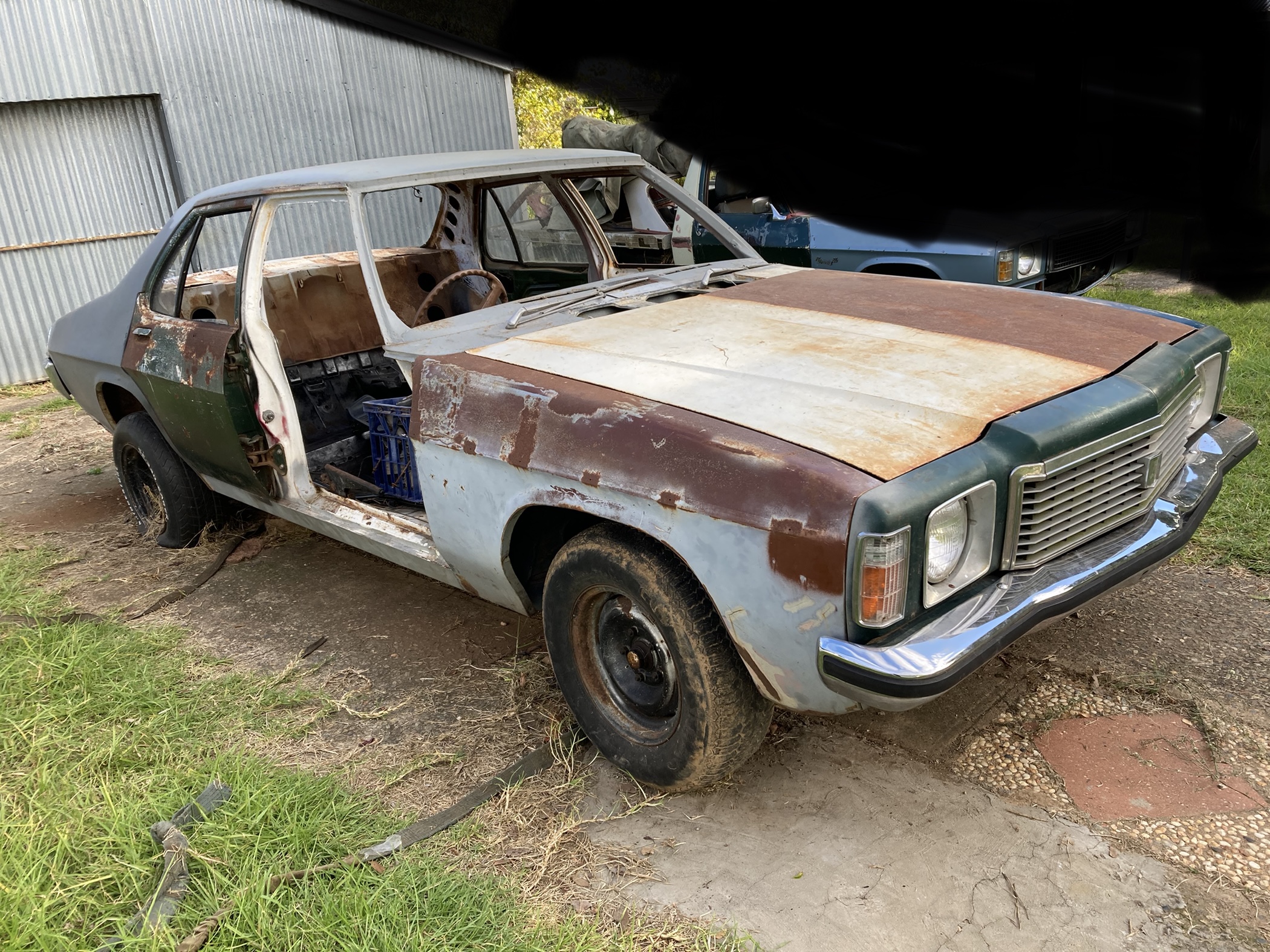 1974 HOLDEN KINGSWOOD HJ SEDAN 