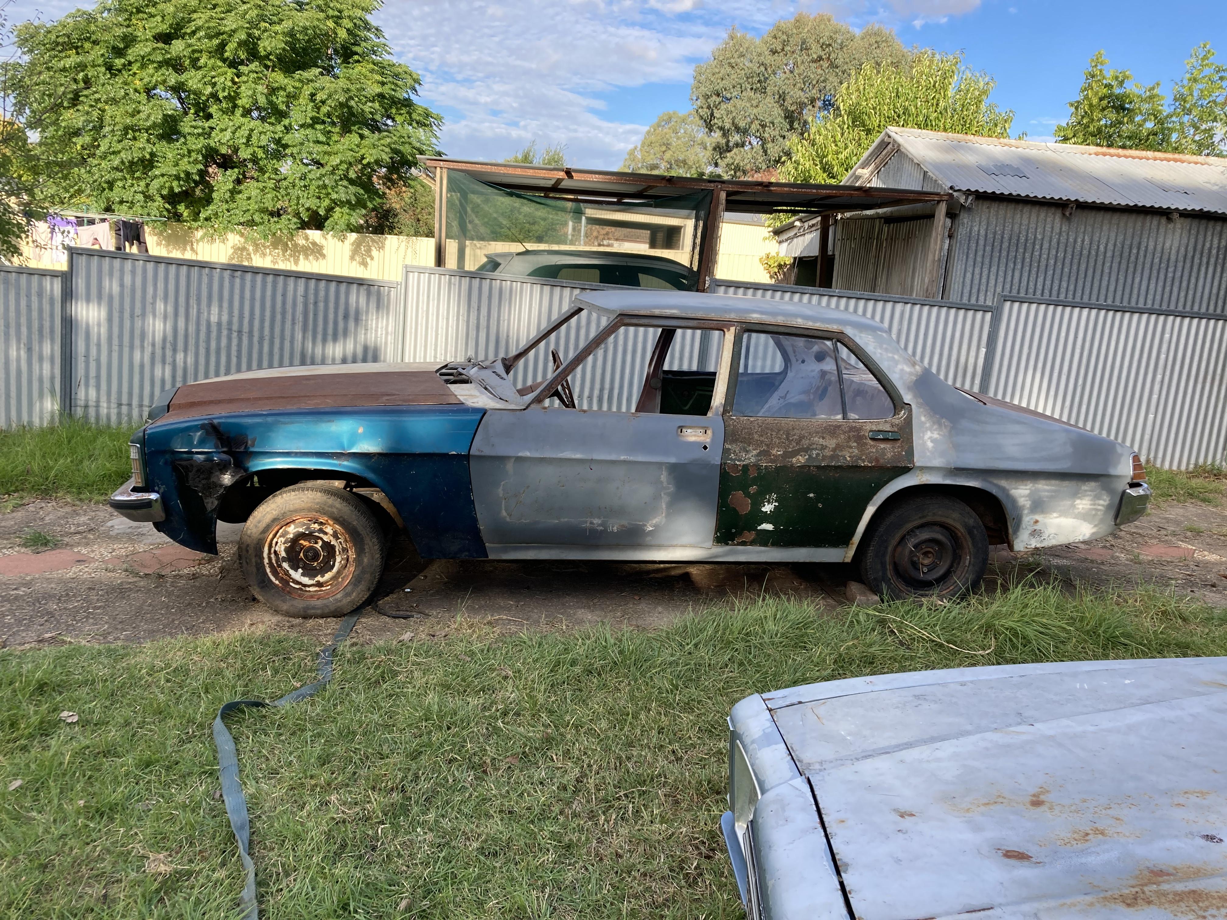 1974 HOLDEN KINGSWOOD HJ 3 SP MANUAL 4D SEDAN 