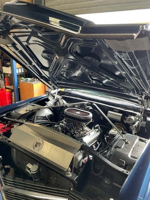 1966 CADILLAC COUPE DE VILLE COUPE