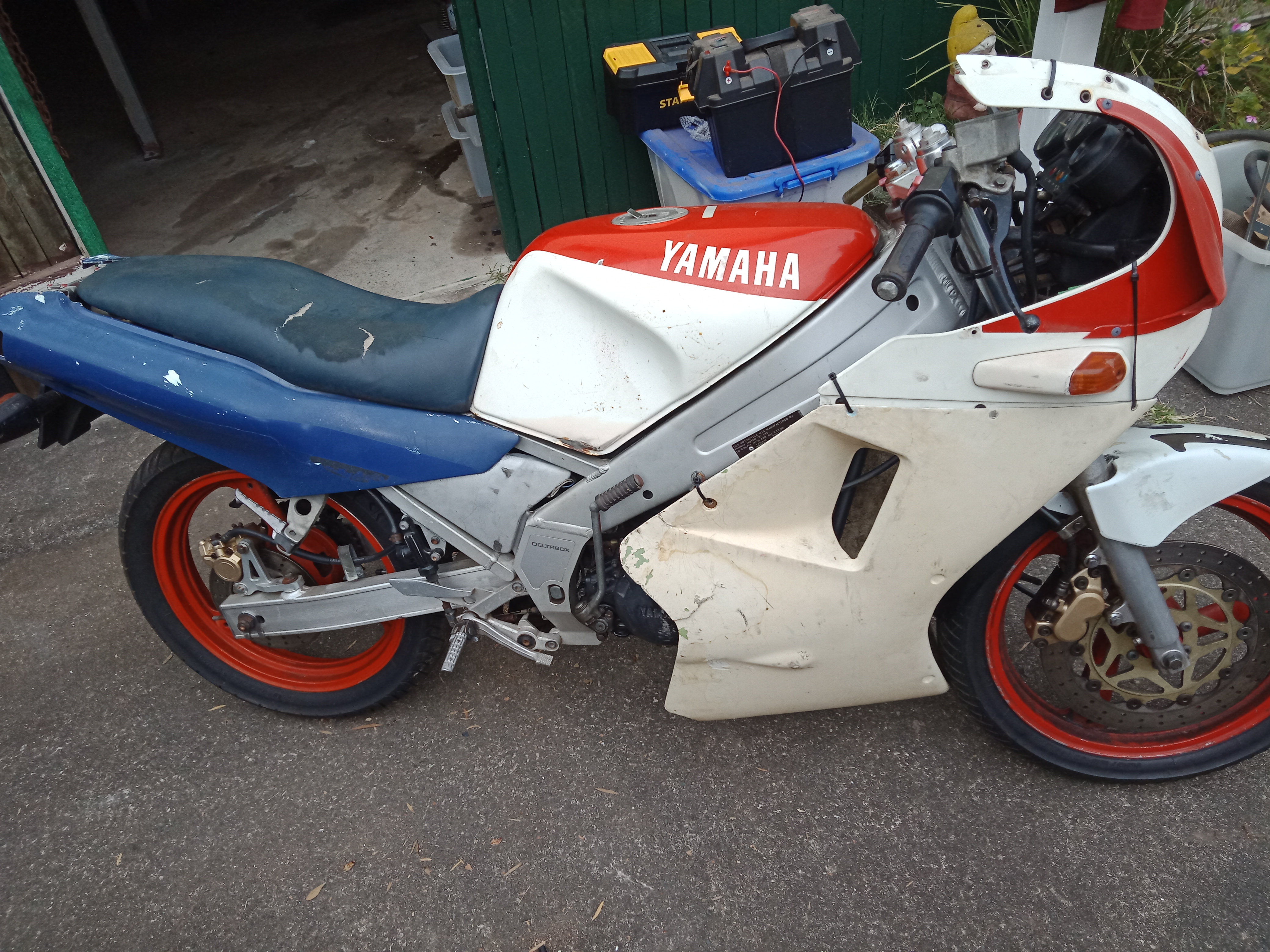 1987 YAMAHA TZR250 ROAD 