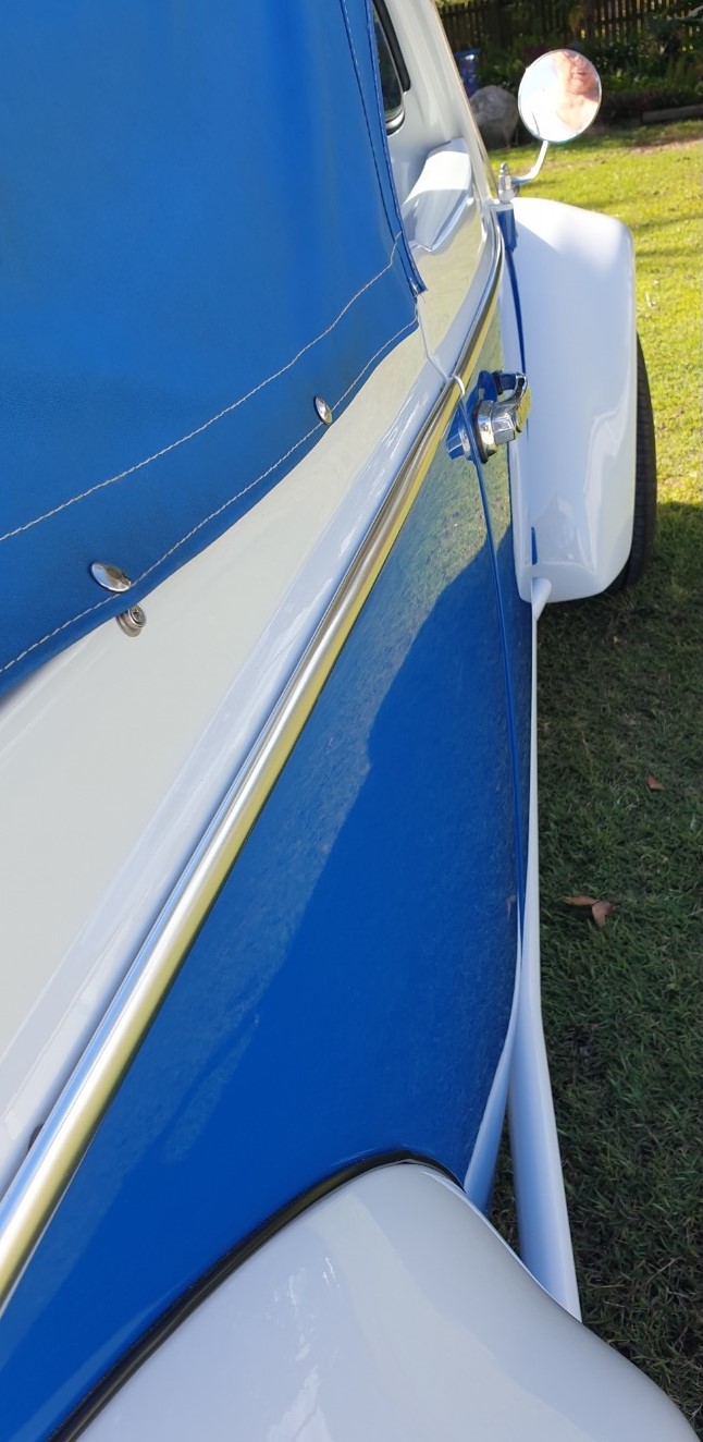 1966 VOLKSWAGEN BEETLE 1300 CONVERTIBLE