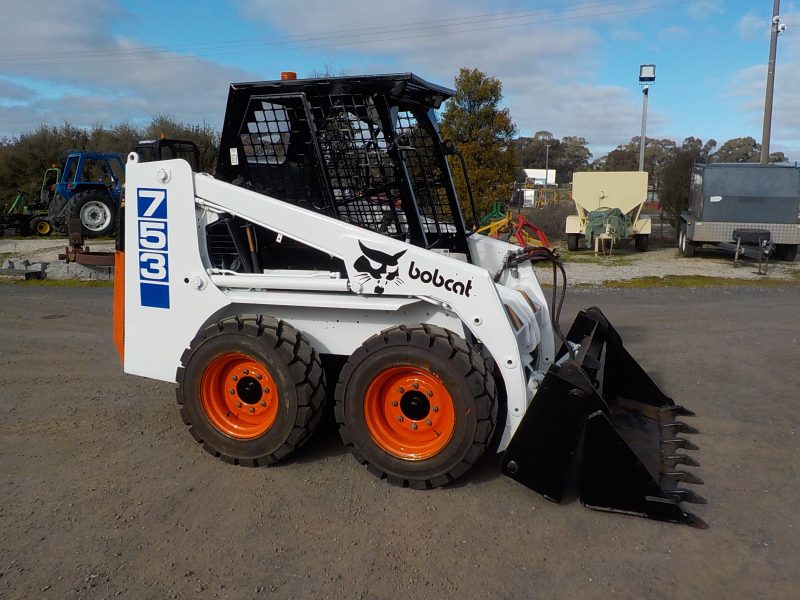 Bobcat 753