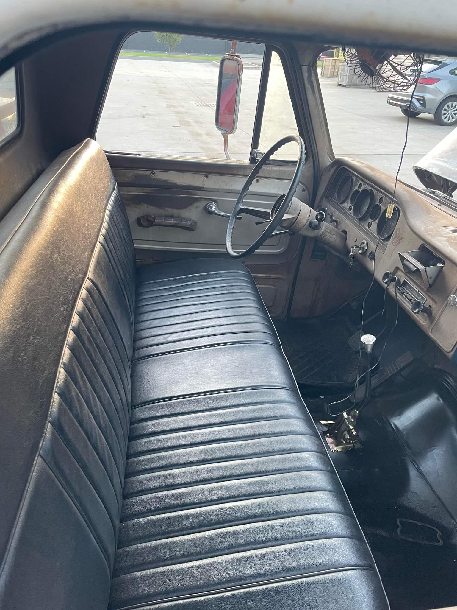 1975 GMC C-10 UTILITY 