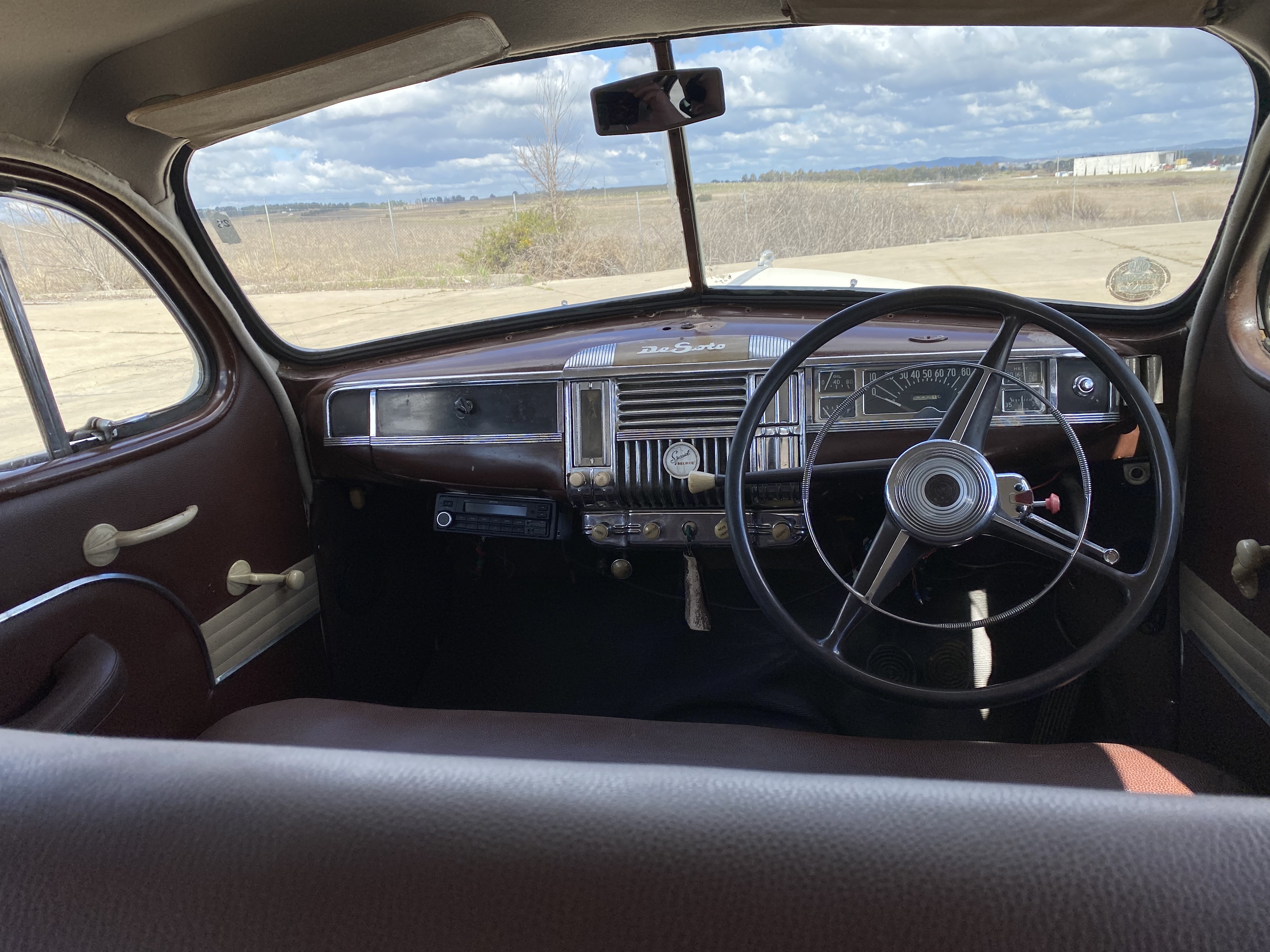 1946 DESOTO SPECIAL DELUXE SEDAN