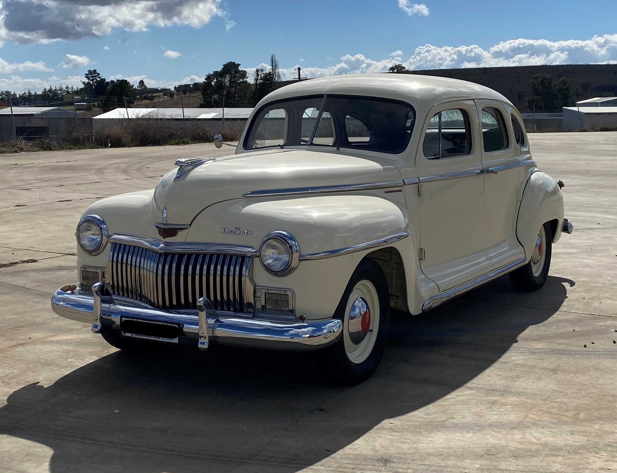 1946 DESOTO SPECIAL DELUXE SEDAN