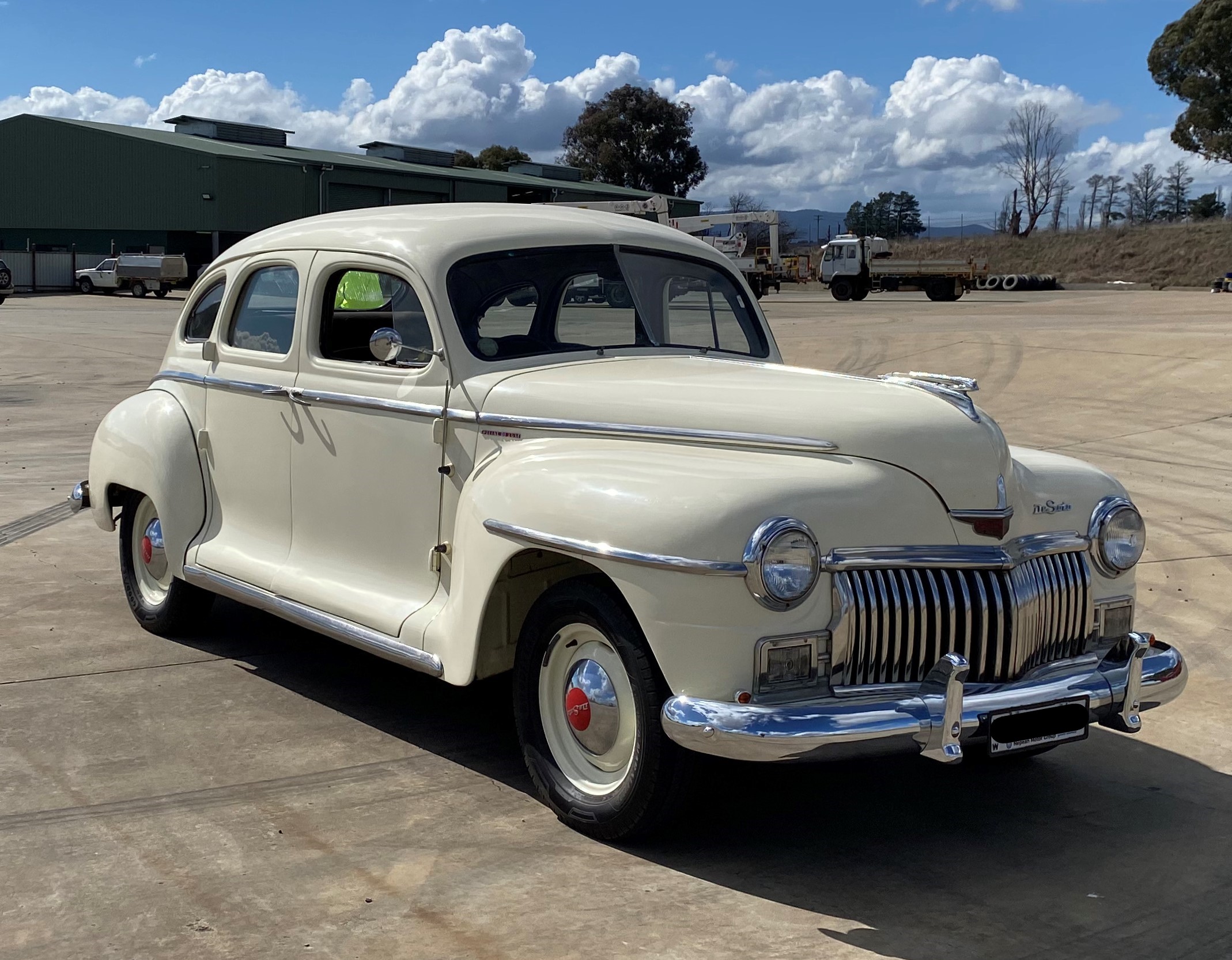 1946 DESOTO SPECIAL DELUXE SEDAN