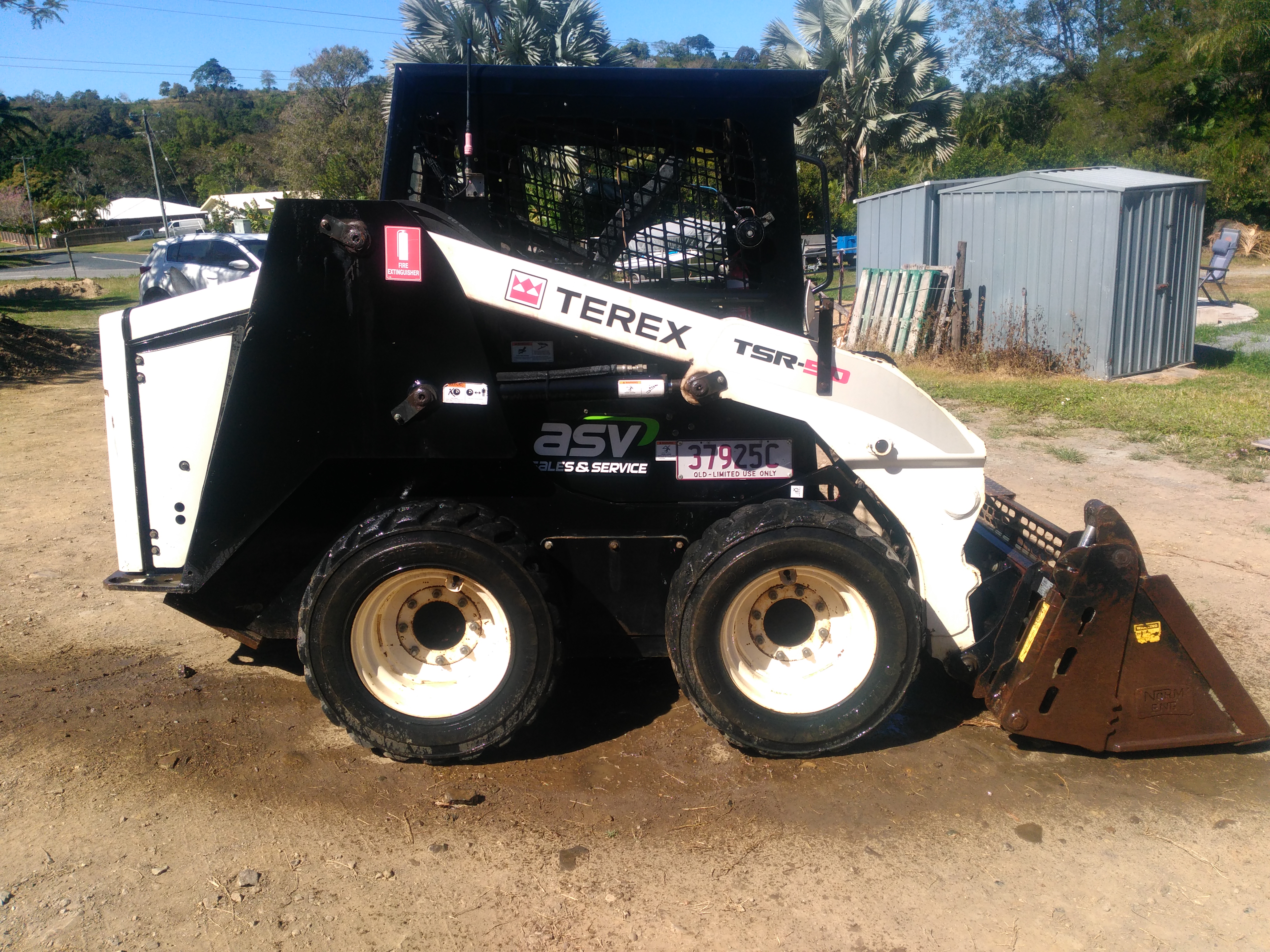 2011 TEREX TSR50 SKID STEER LOADER
