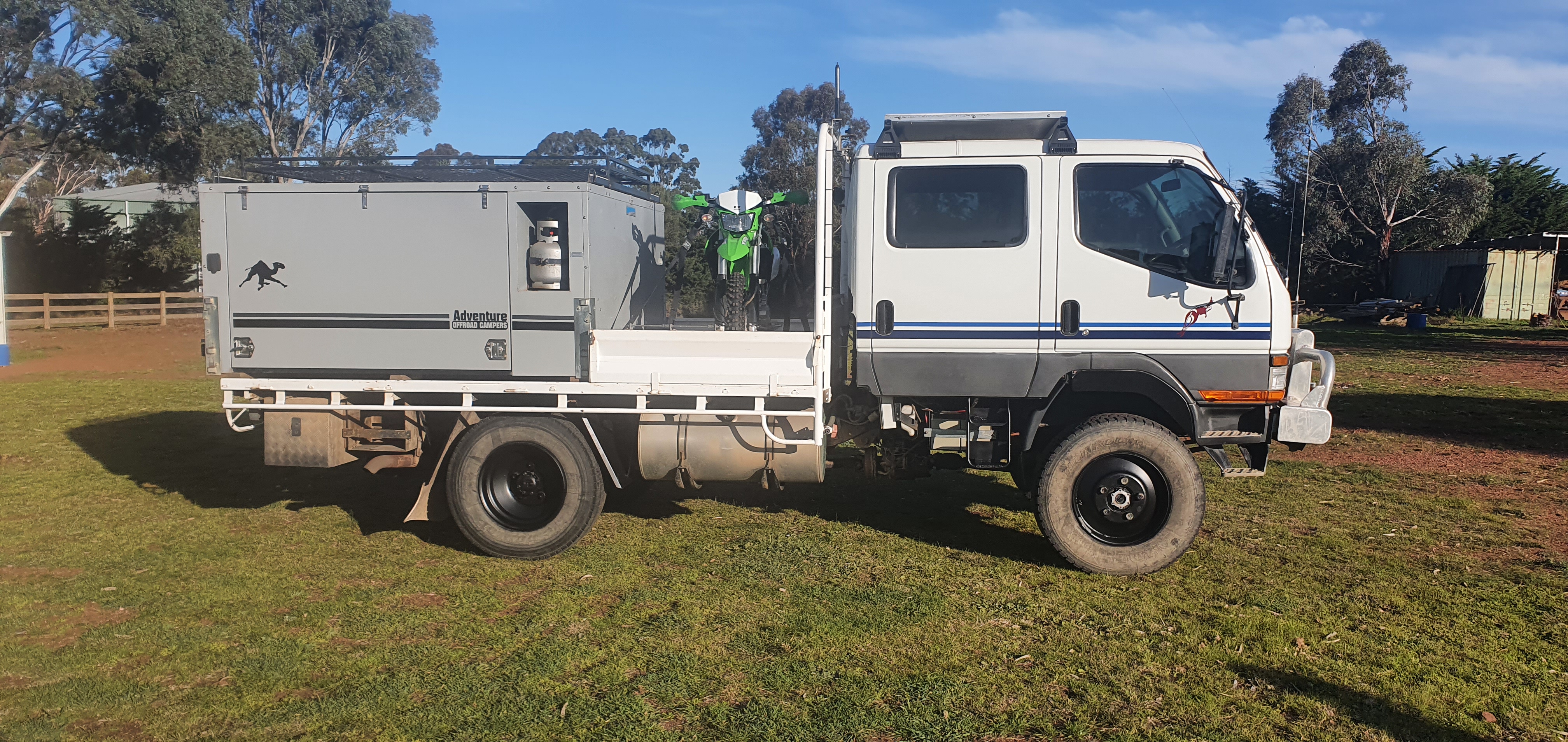 1998 MITSUBISHI CANTER 4X4 CREW CAB 