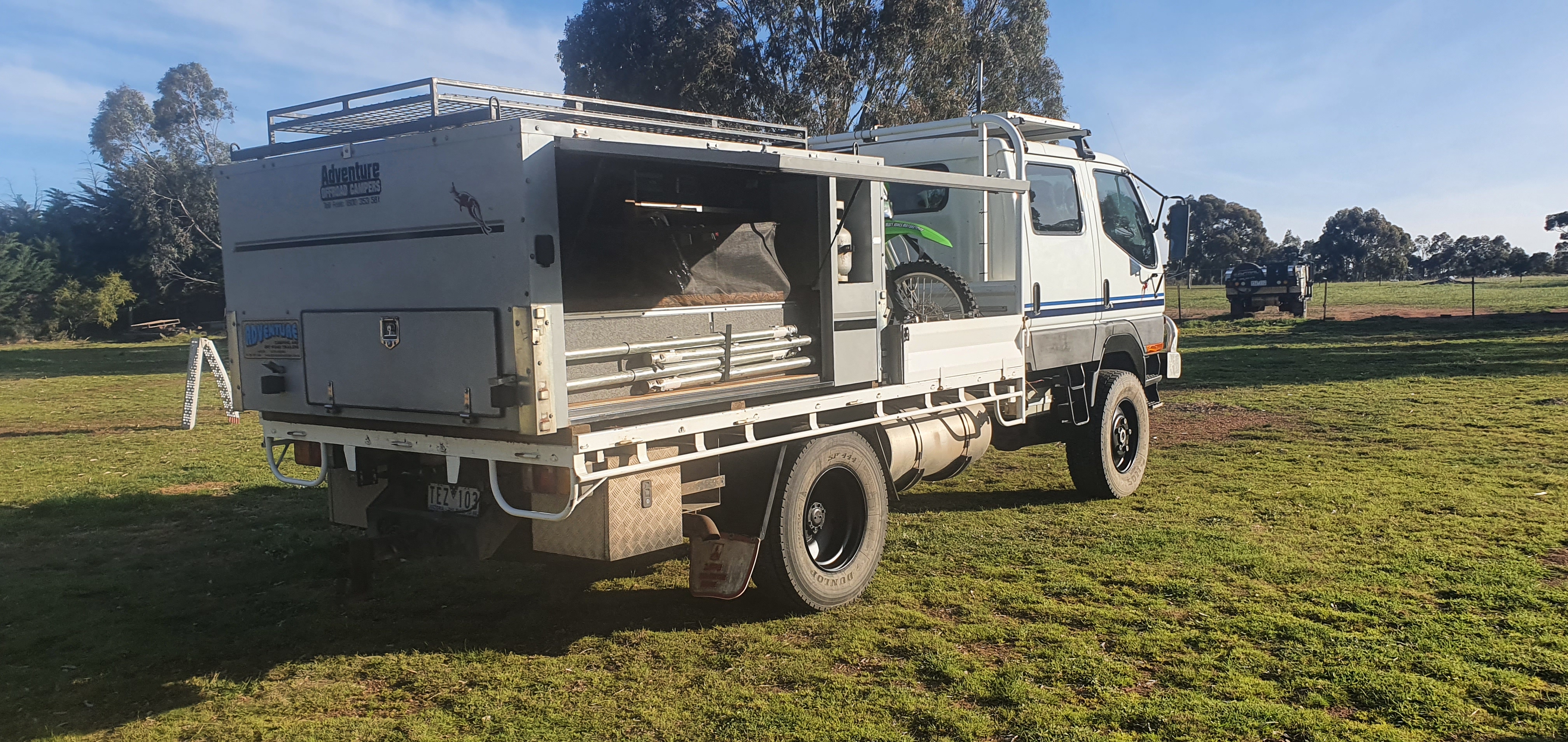 1998 MITSUBISHI CANTER 4X4 CREW CAB 
