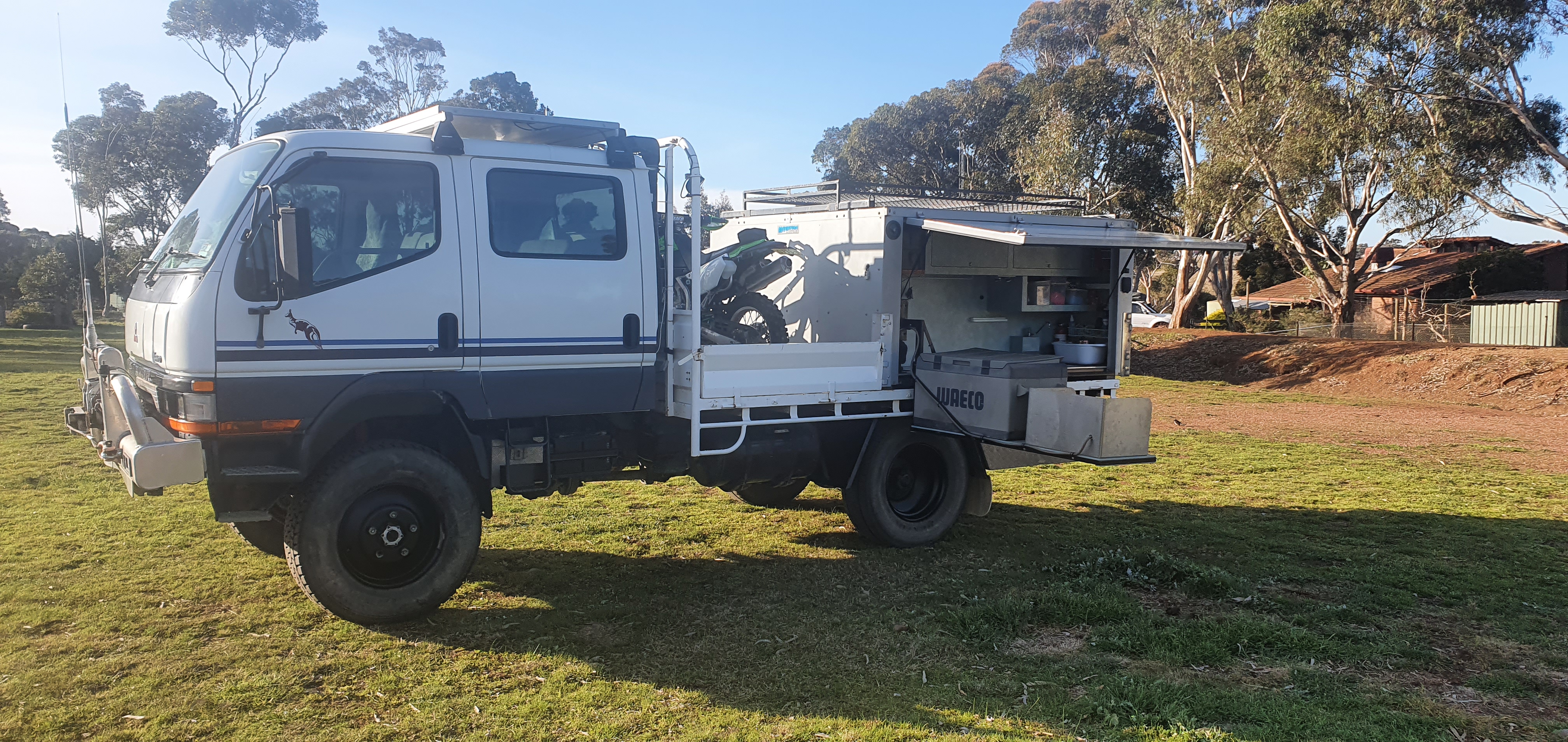 1998 MITSUBISHI CANTER 4X4 CREW CAB 