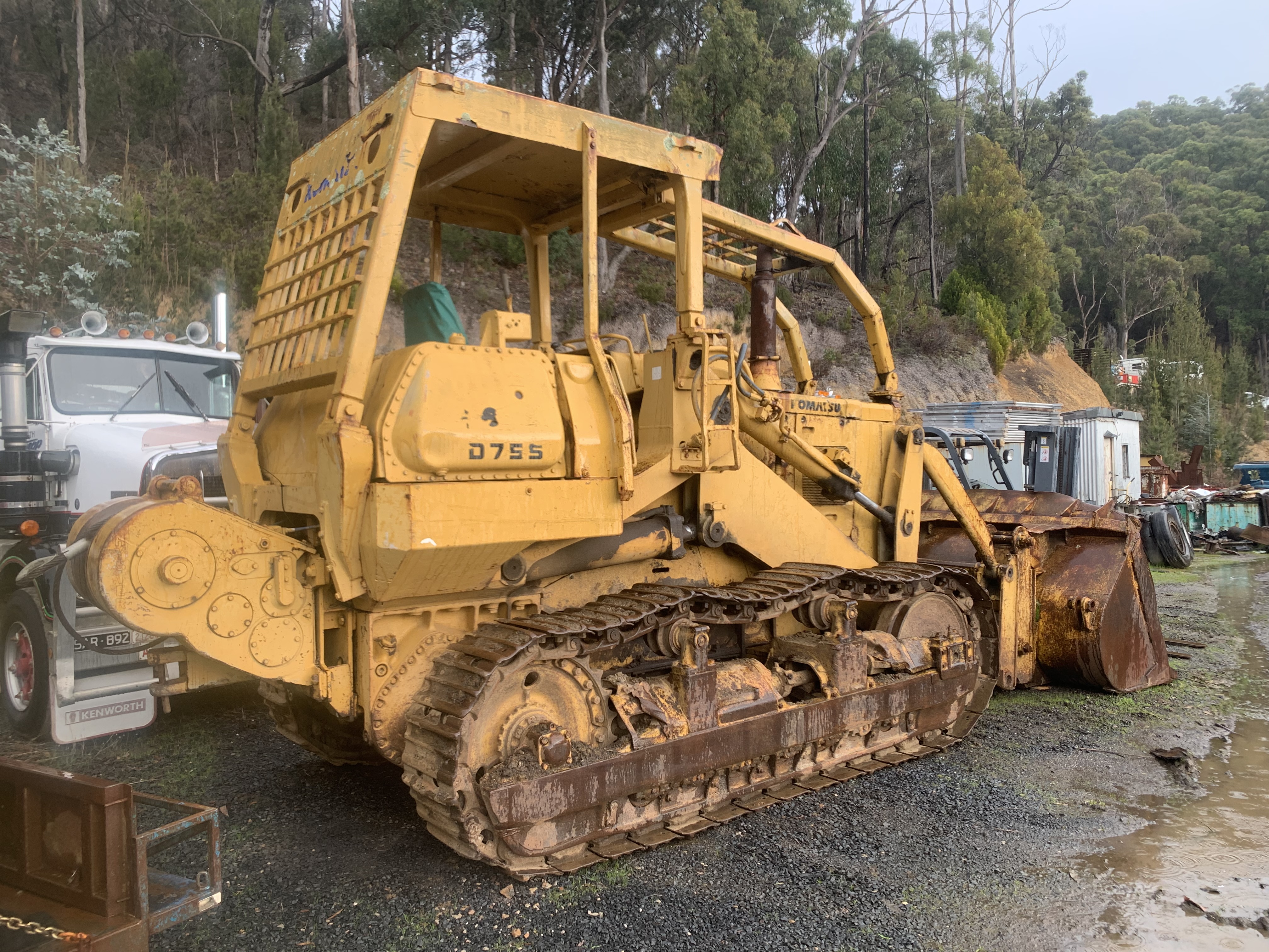 1985 KOMATSU D75S-3 TRACK LOADER