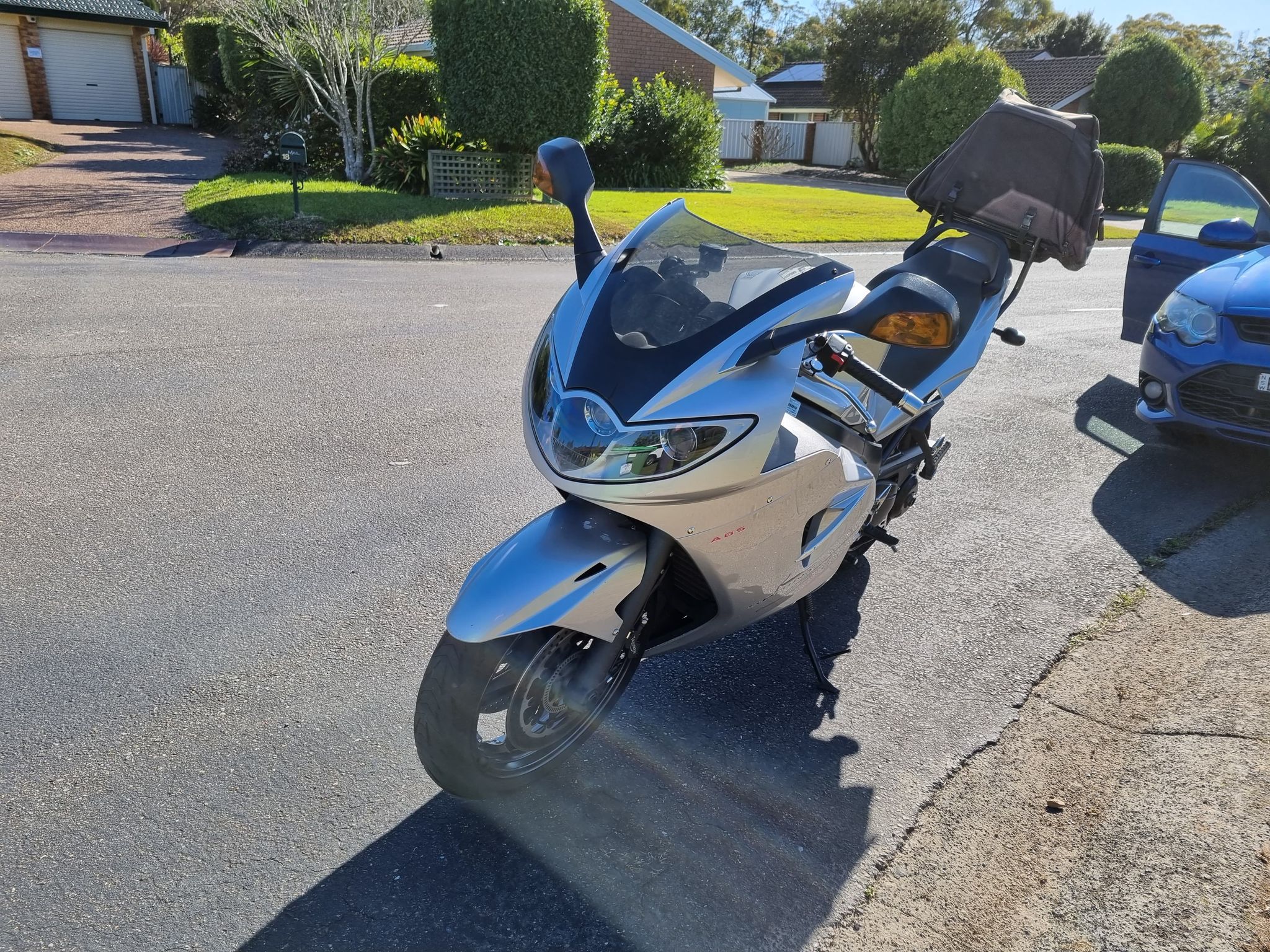 2006 TRIUMPH SPRINT ST SPORTS