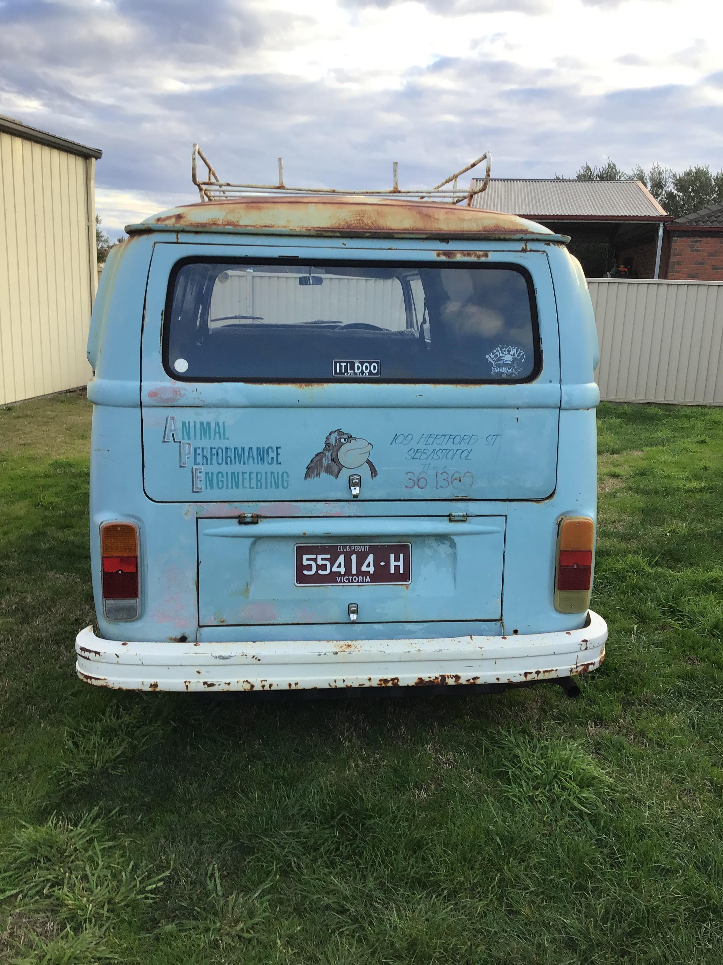 1974 VOLKSWAGEN KOMBI 4 SP MANUAL VAN 