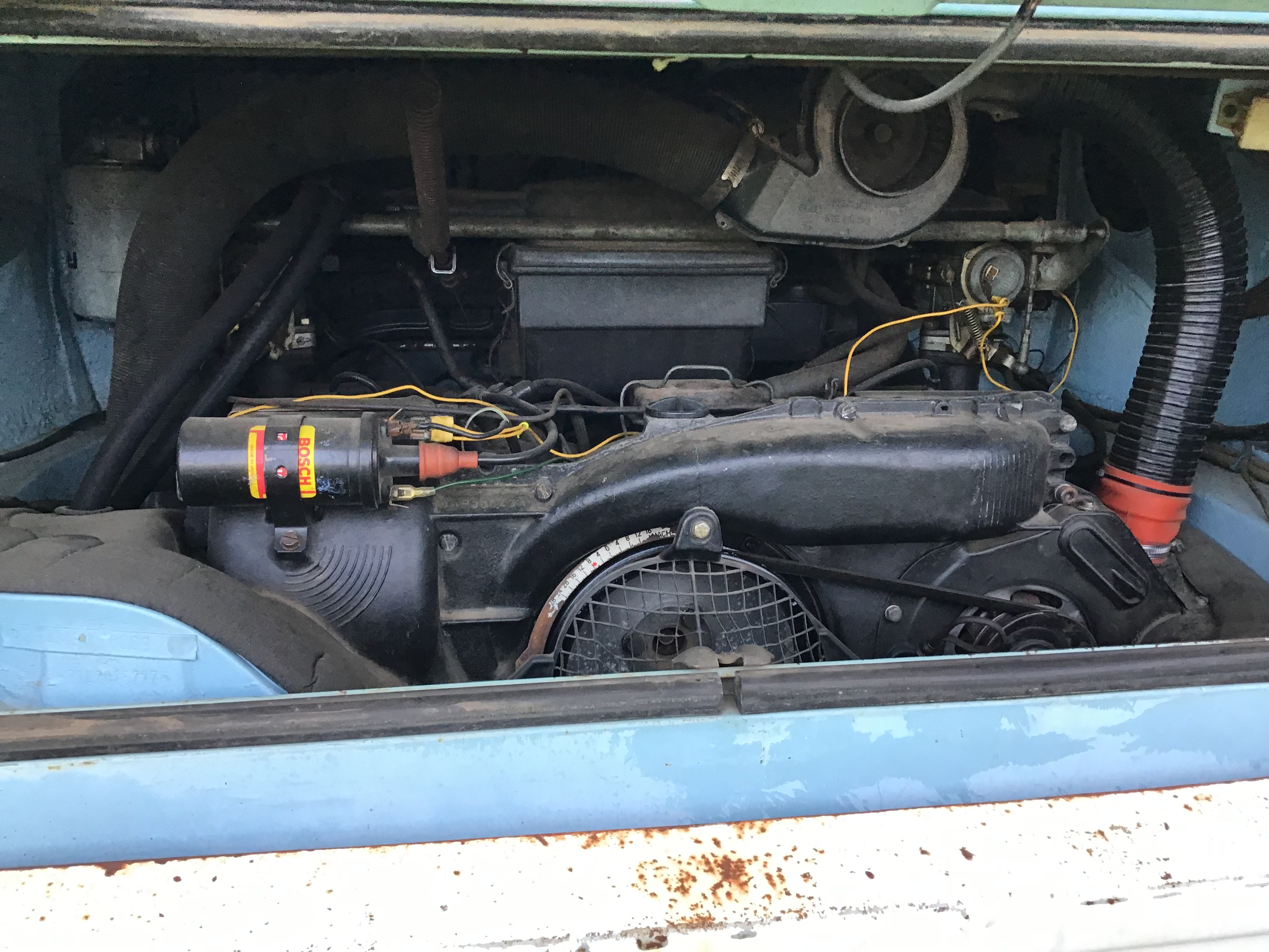 1974 VOLKSWAGEN KOMBI 4 SP MANUAL VAN 