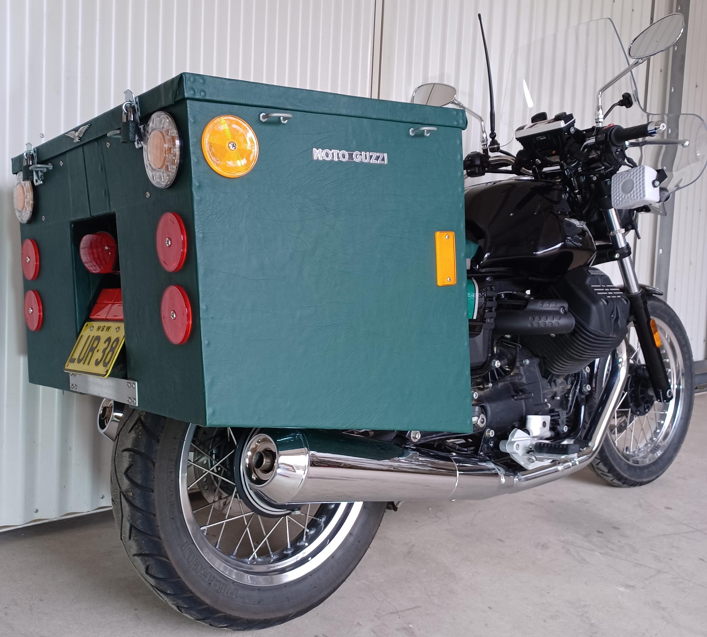 2017 MOTO GUZZI V7 III ANNIVERSARIO ROAD