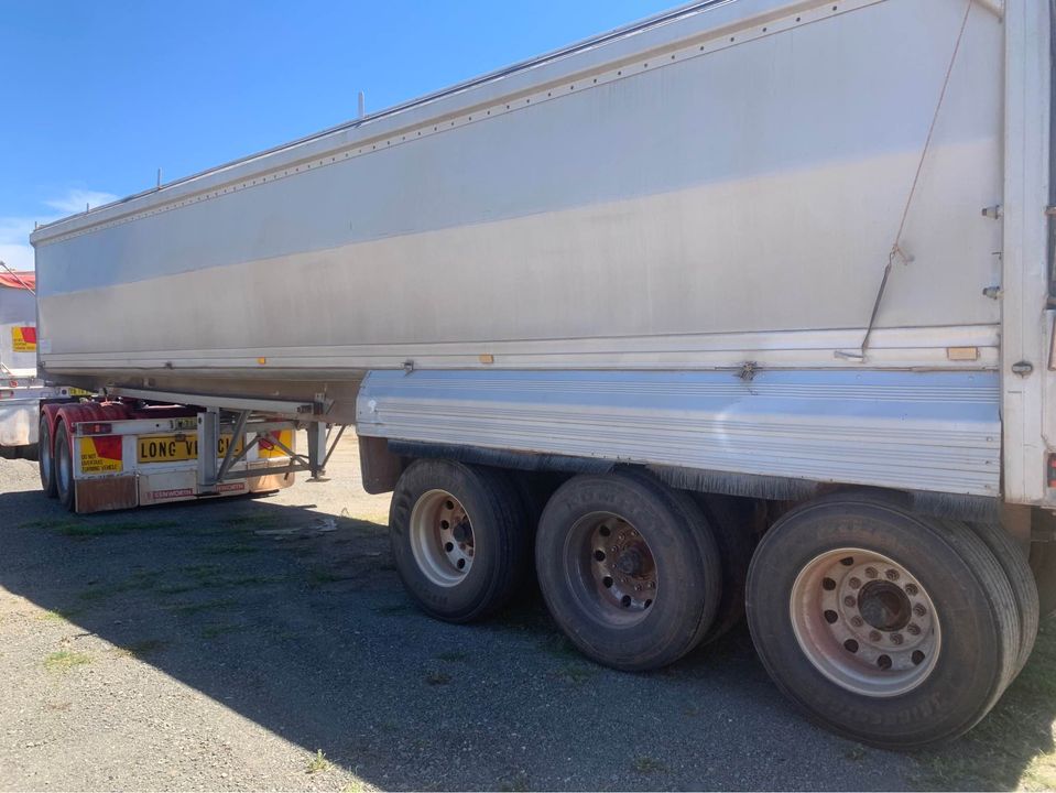 2006 KENWORTH K104 ROAD TRAIN