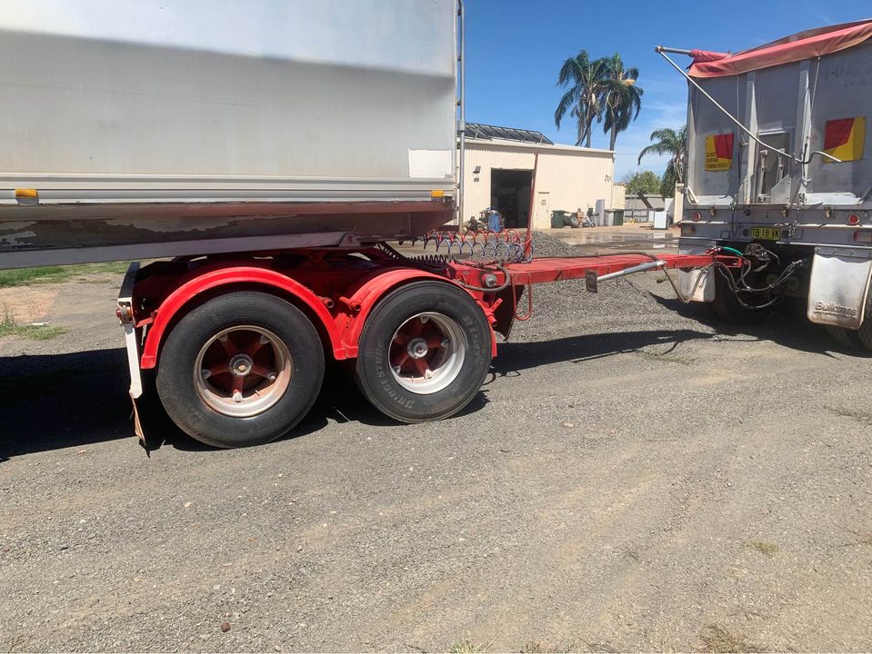 2006 KENWORTH K104 ROAD TRAIN