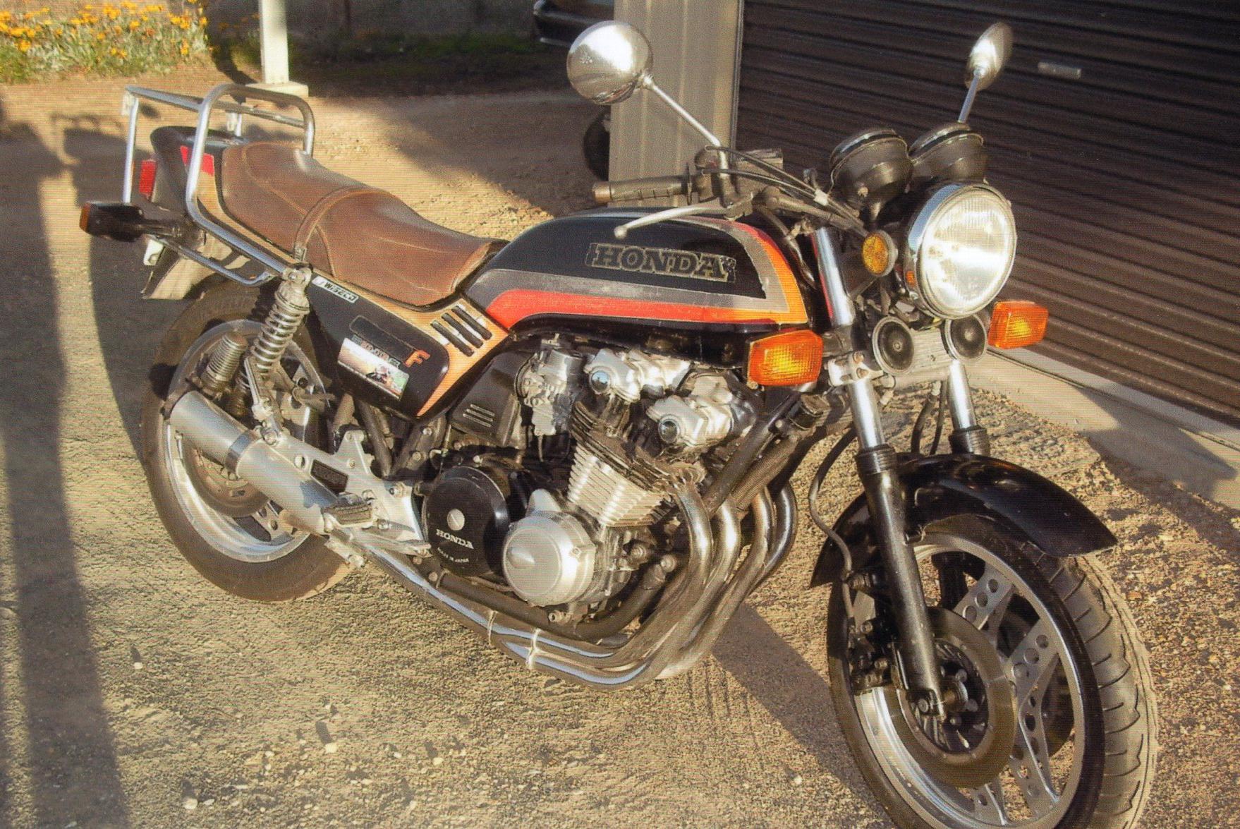 1982 HONDA BOL D'OR 900F ROAD
