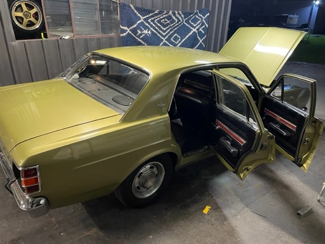 1970 FORD FAIRMONT XW SEDAN