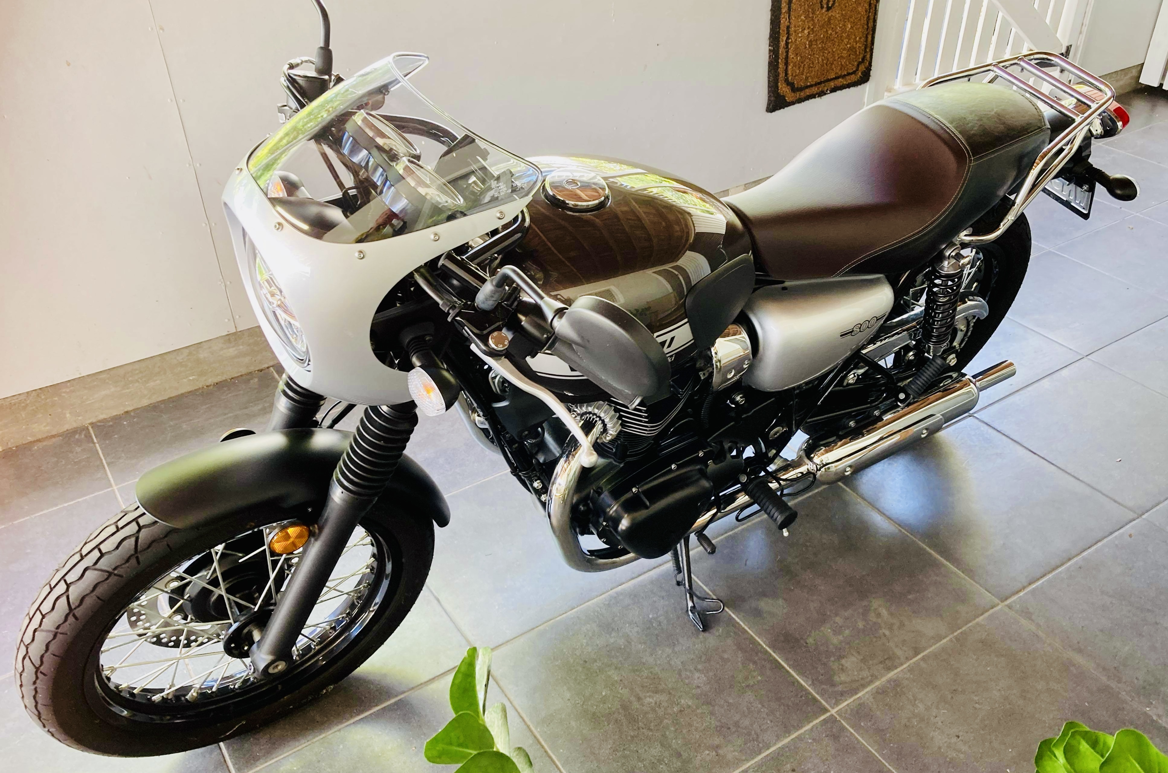2019 KAWASAKI W800 CAFE ROAD