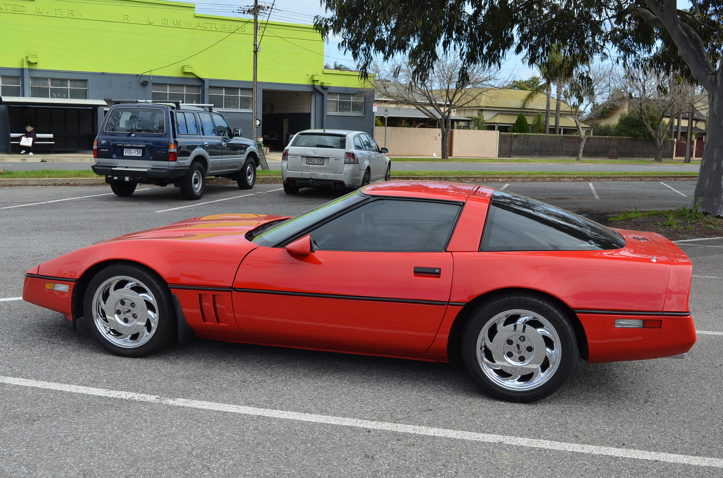1984 CHEVROLET CORVETTE C4 COUPE