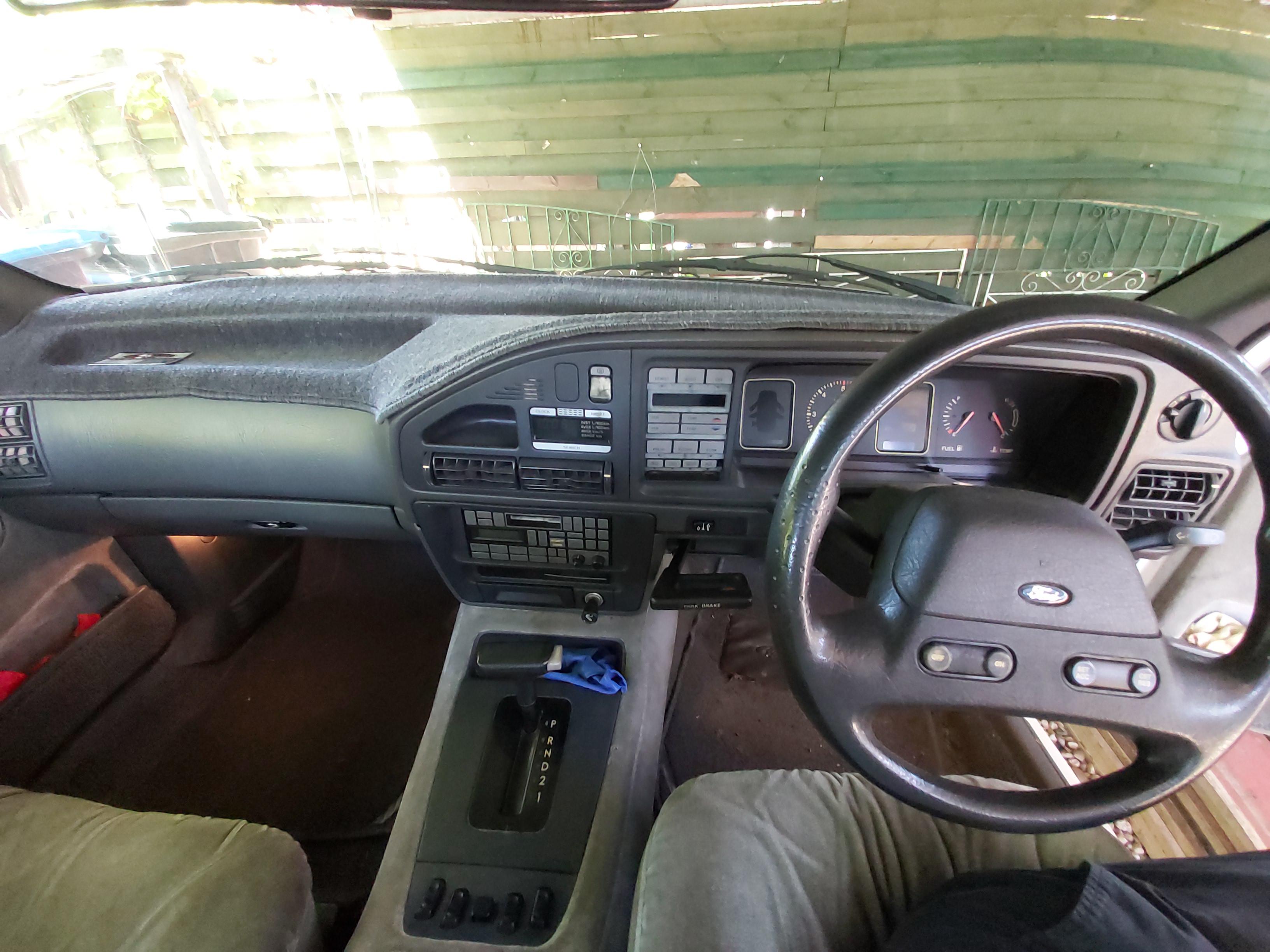 1988 FORD FAIRLANE LTD DS SEDAN