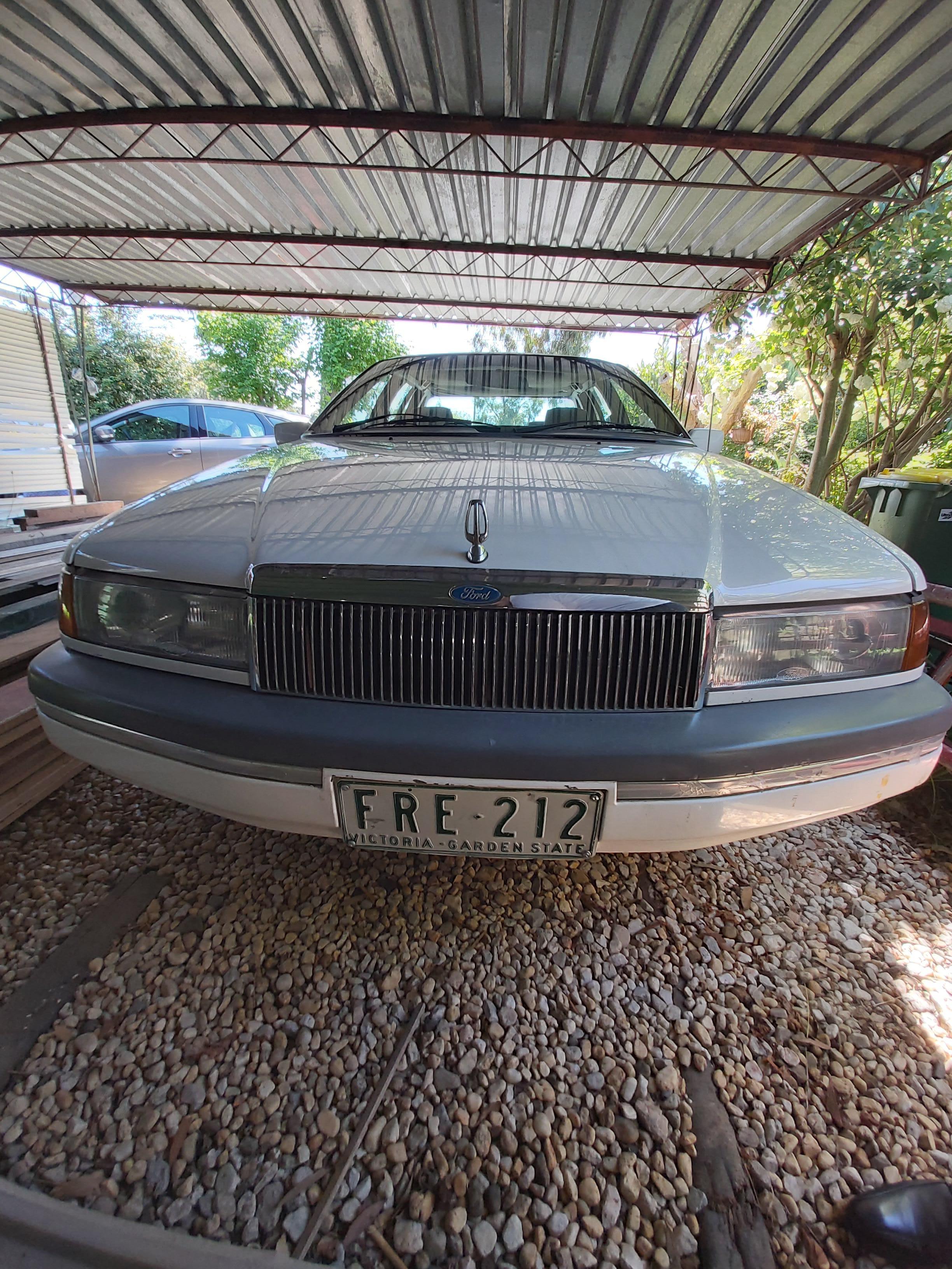 1988 FORD FAIRLANE LTD DS SEDAN