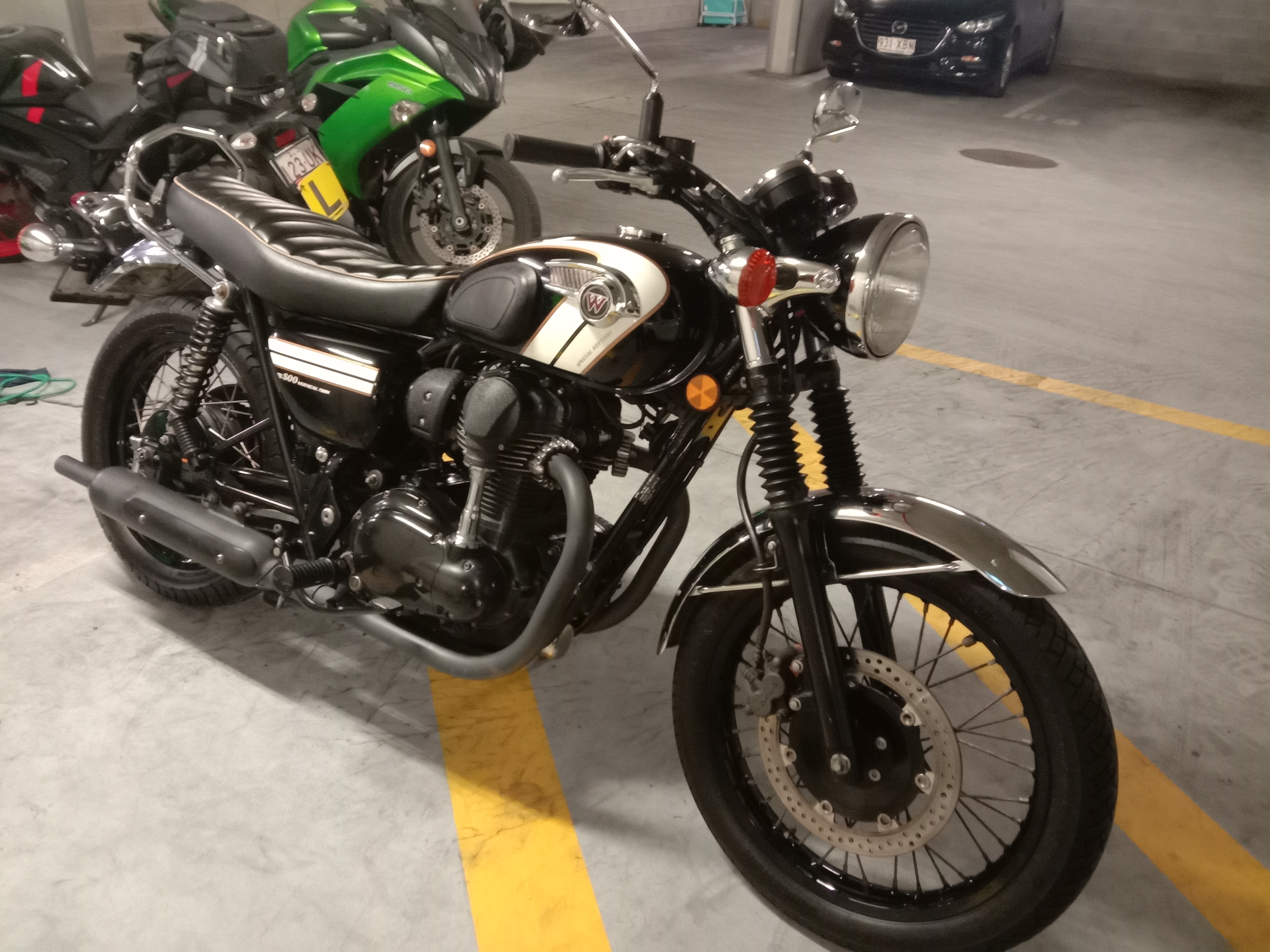 2015 KAWASAKI W800 SE ROAD